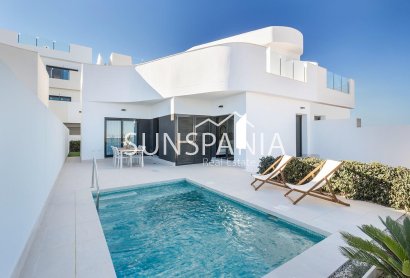 Chalet - Obra nueva - Torrevieja -
                Lago Jardín II