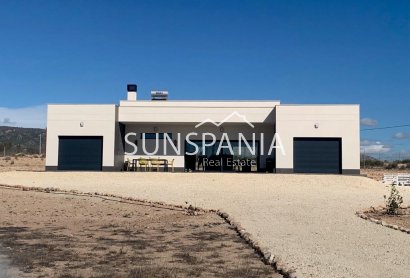 Maison indépendante - Nouvelle construction -
            Pinoso - NB-65089