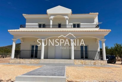 Maison indépendante - Nouvelle construction -
            Pinoso - NB-86610