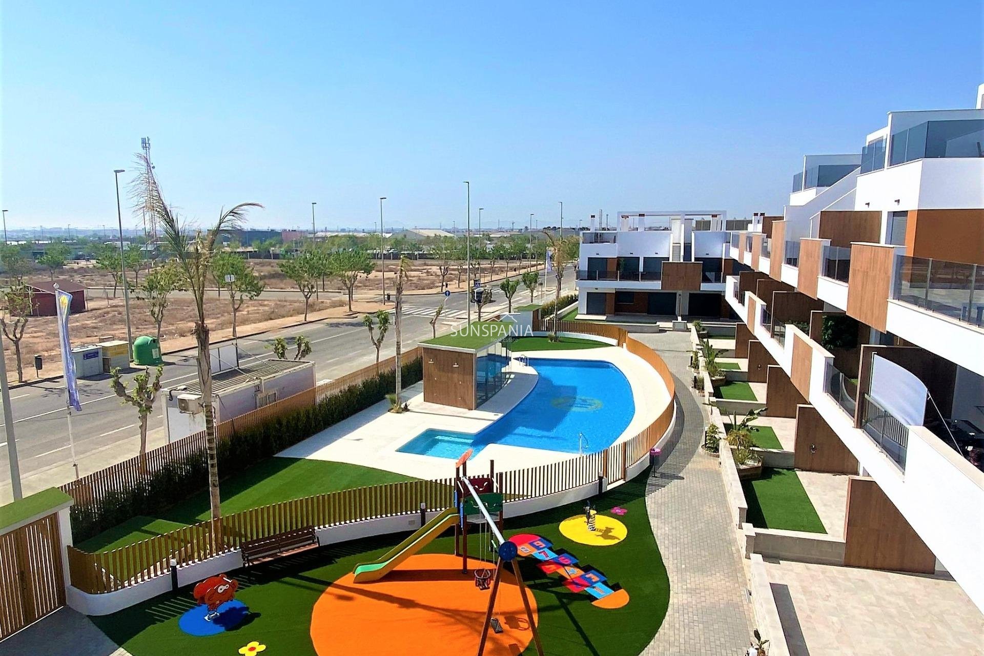 New Build - Apartment / flat -
Pilar de la Horadada - Polideportivo