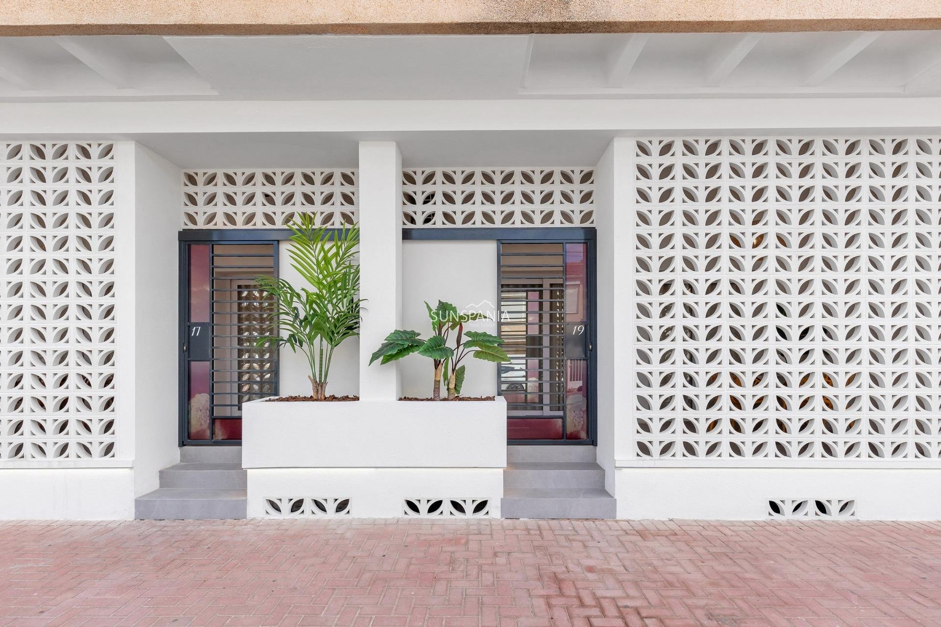 New Build - Apartment -
Torrevieja - Playa Los Naufragos