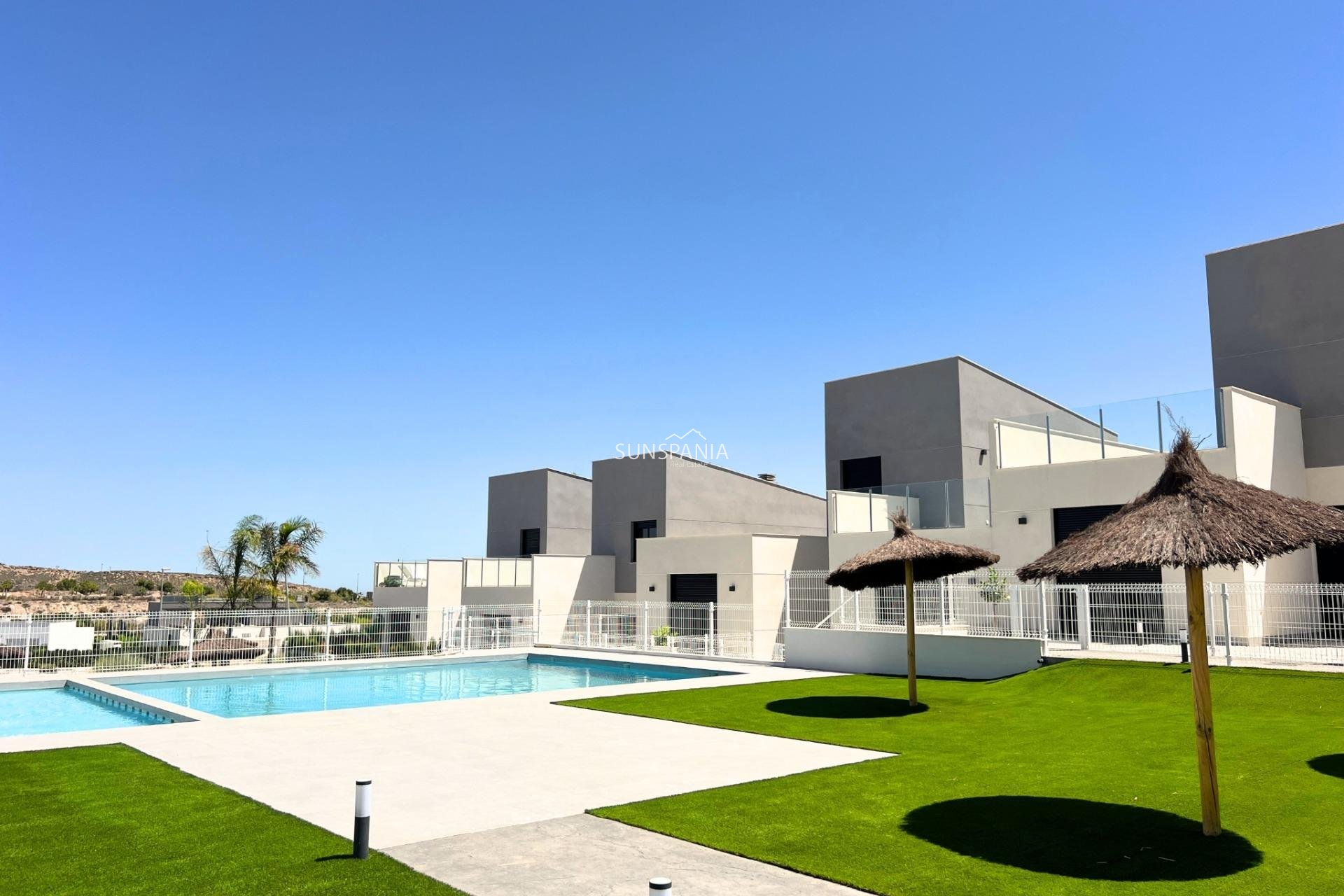 New Build - Town House -
Banos y Mendigo - Altaona Golf