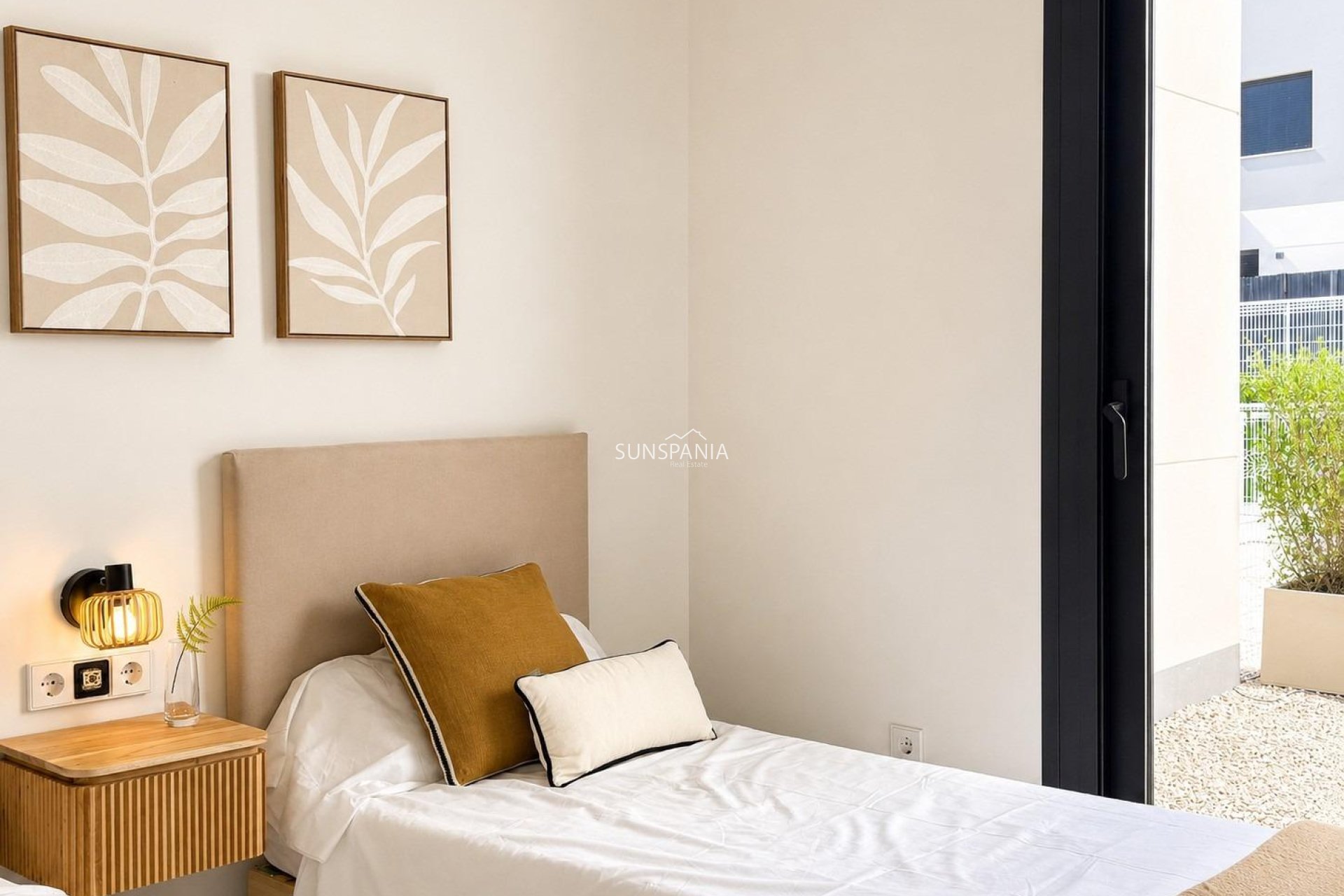 New Build - Townhouse -
Banos y Mendigo - Altaona Golf