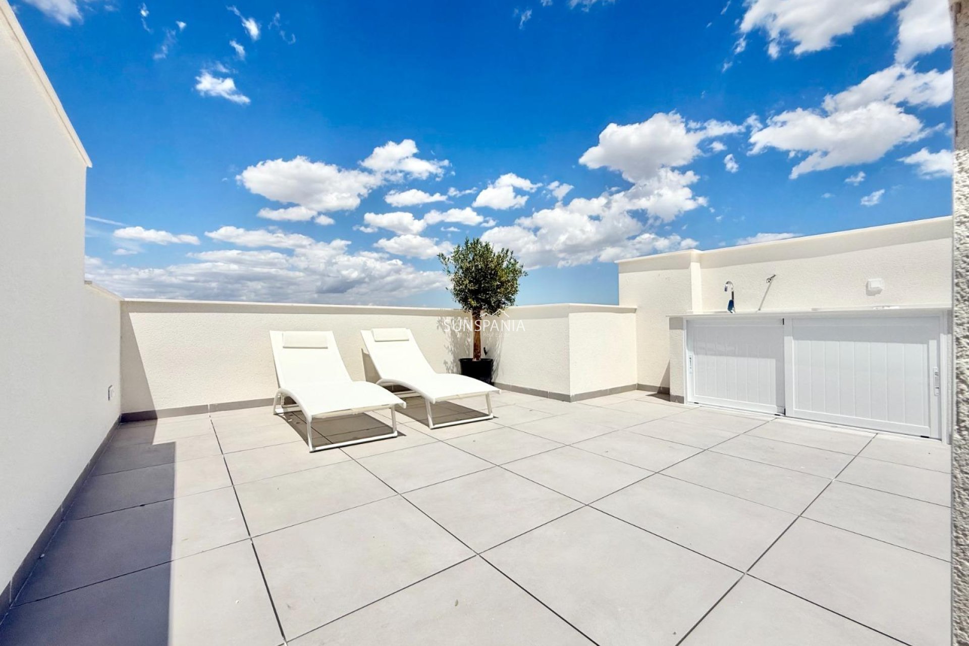 New Build - Townhouse -
Cox - San Fernando