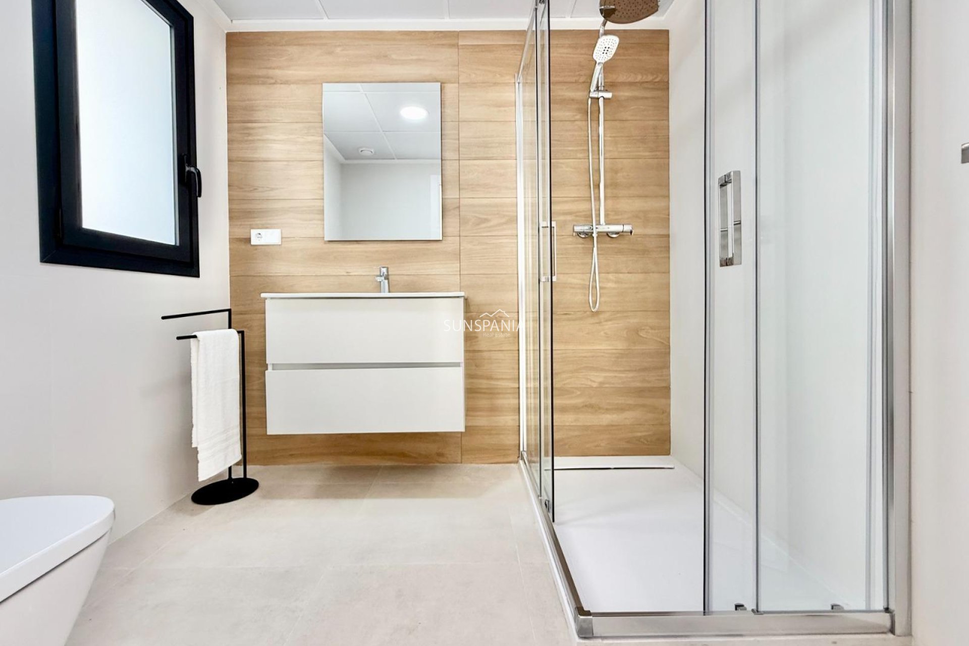 New Build - Townhouse -
Cox - San Fernando