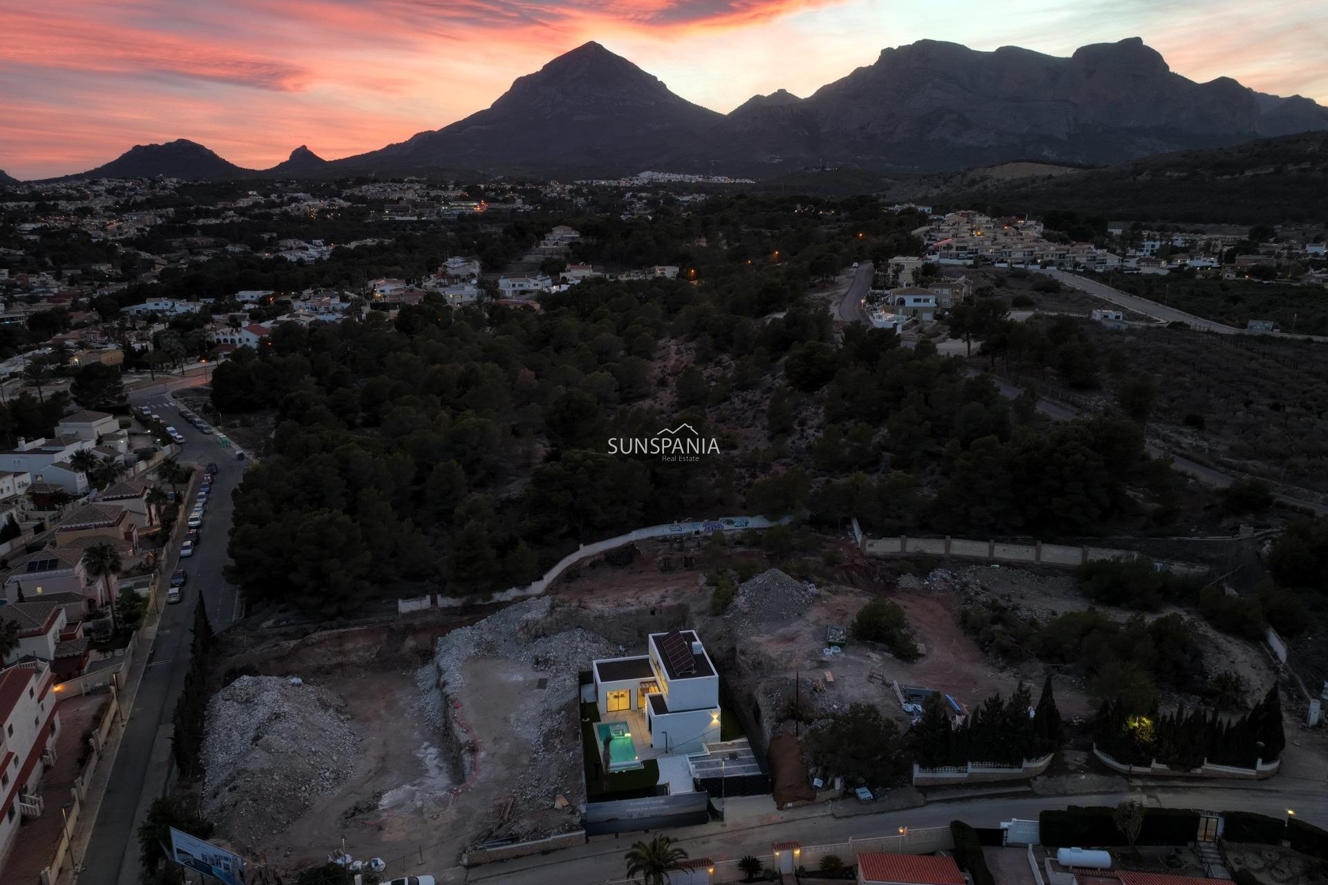 Nouvelle construction - Maison indépendante -
Alfas del Pí - Escandinavia