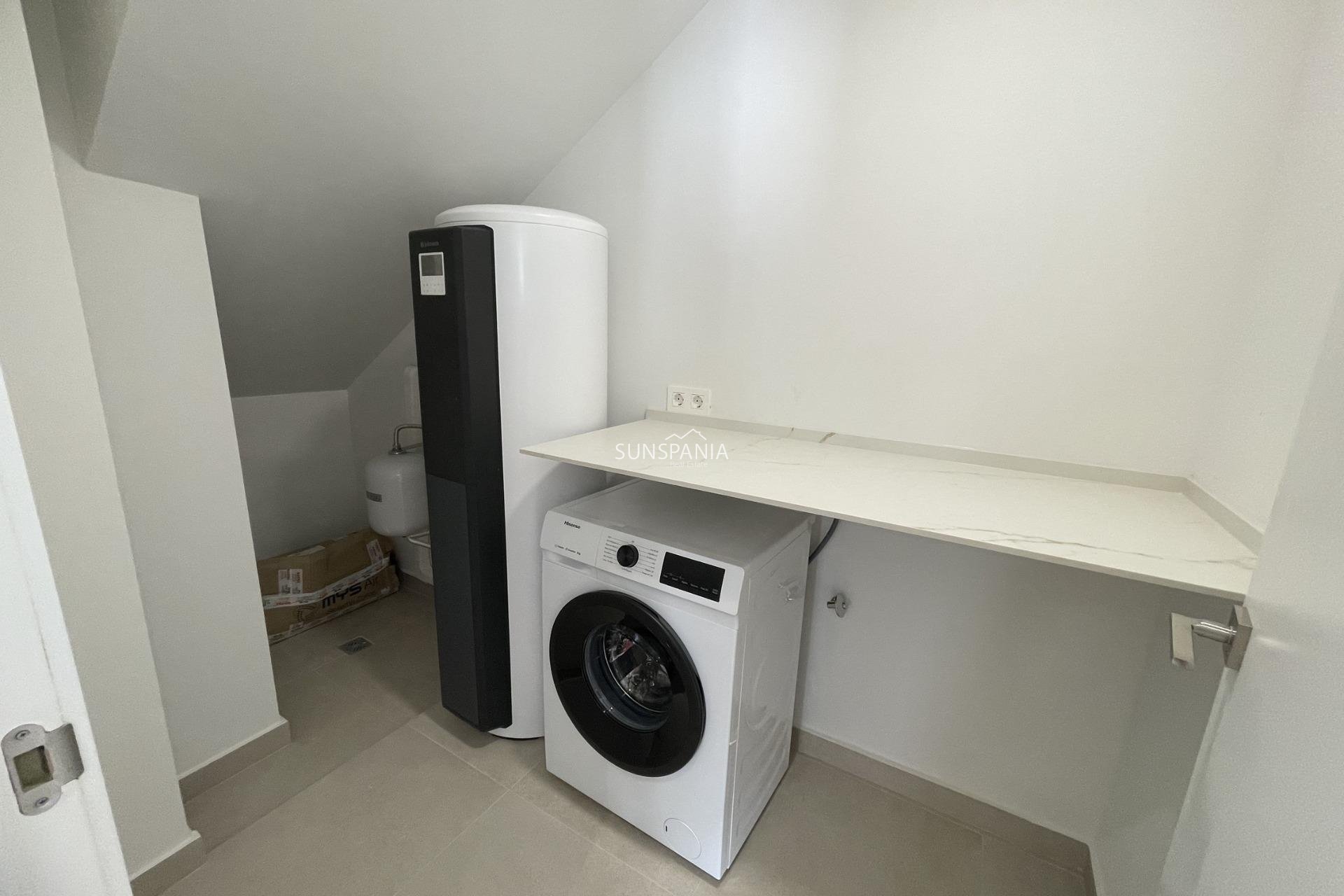 Nouvelle construction - Maison indépendante -
Almoradí - Heredades