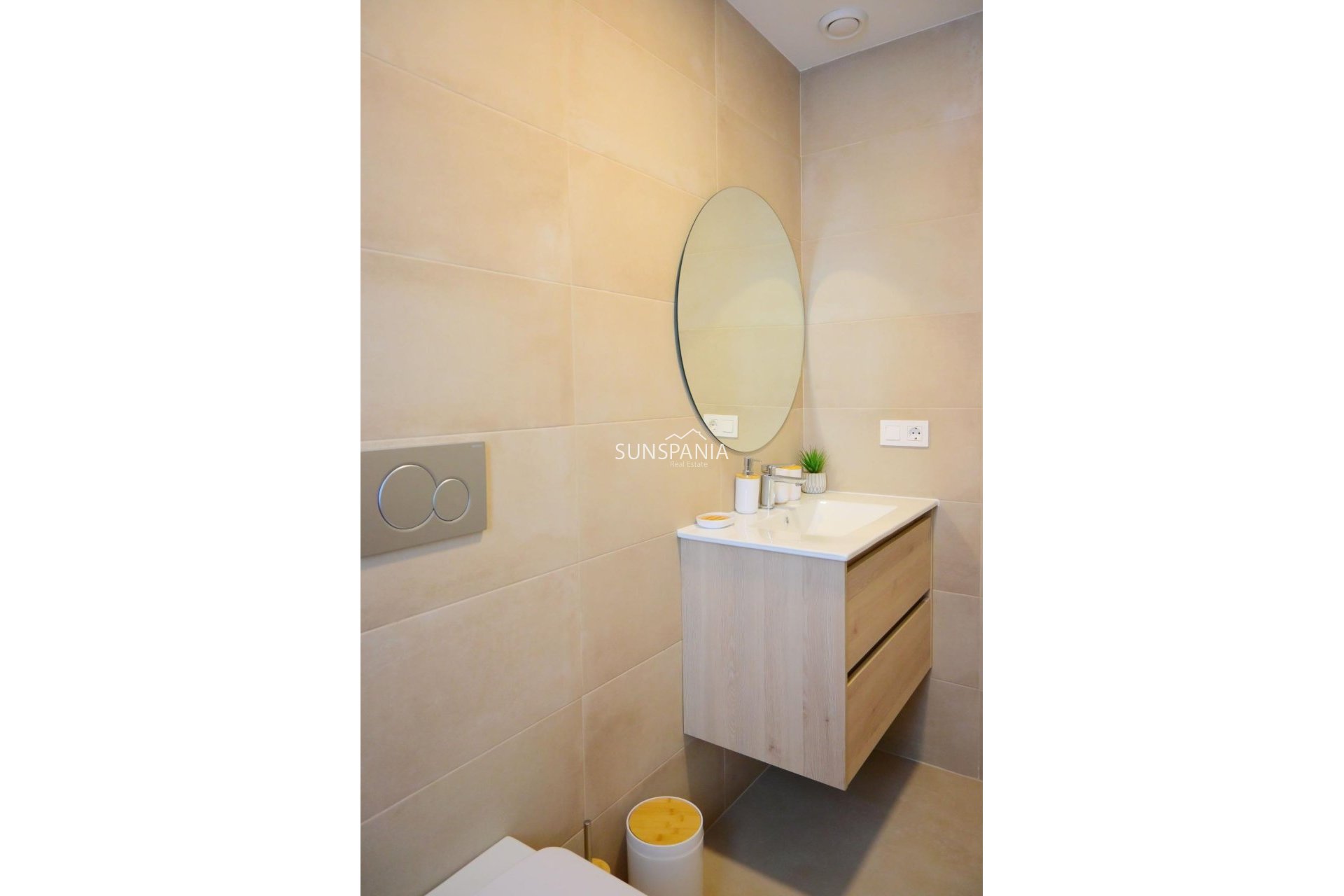 Nouvelle construction - Maison indépendante -
Dolores - polideportivo