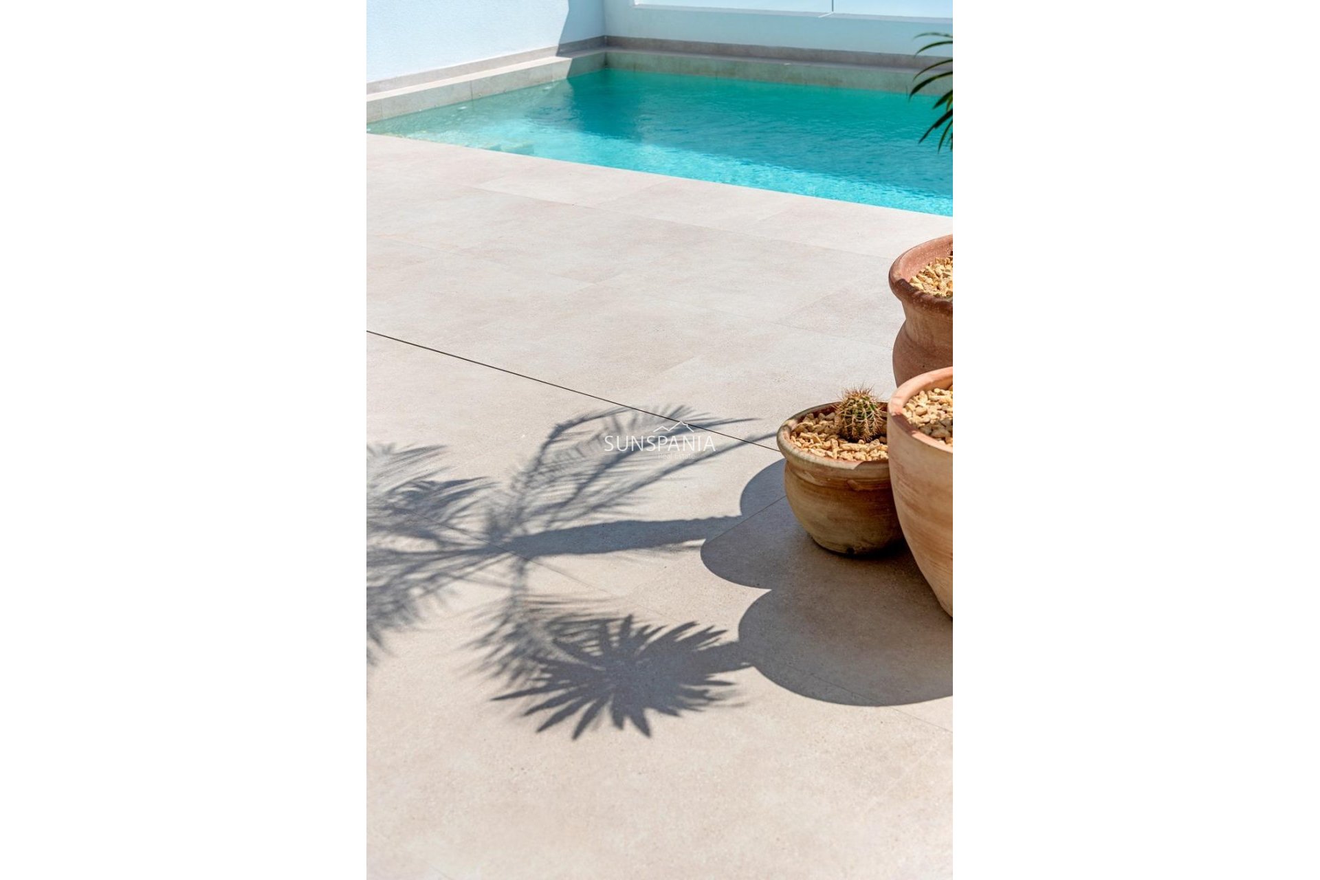 Nouvelle construction - Maison indépendante -
Dolores - Sector 3