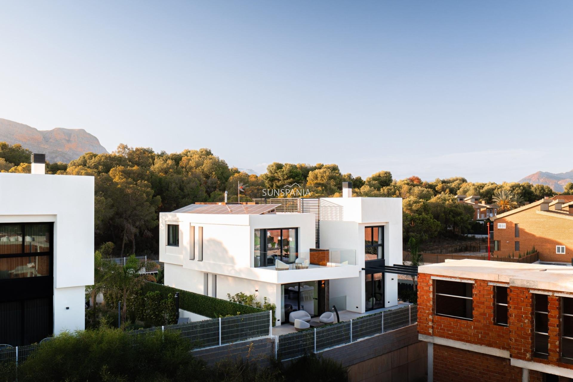 Nouvelle construction - Maison indépendante -
La Nucía - Coblanca