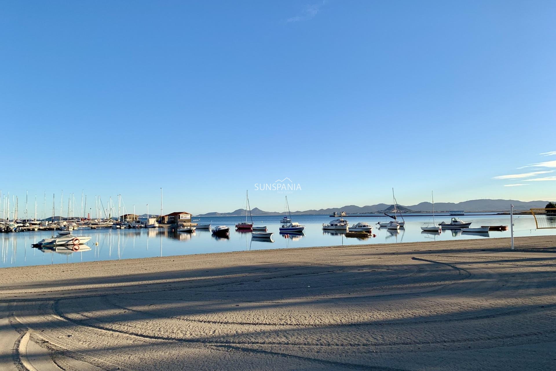 Nouvelle construction - Maison indépendante -
Los Alcazares - Playa la Atascadera