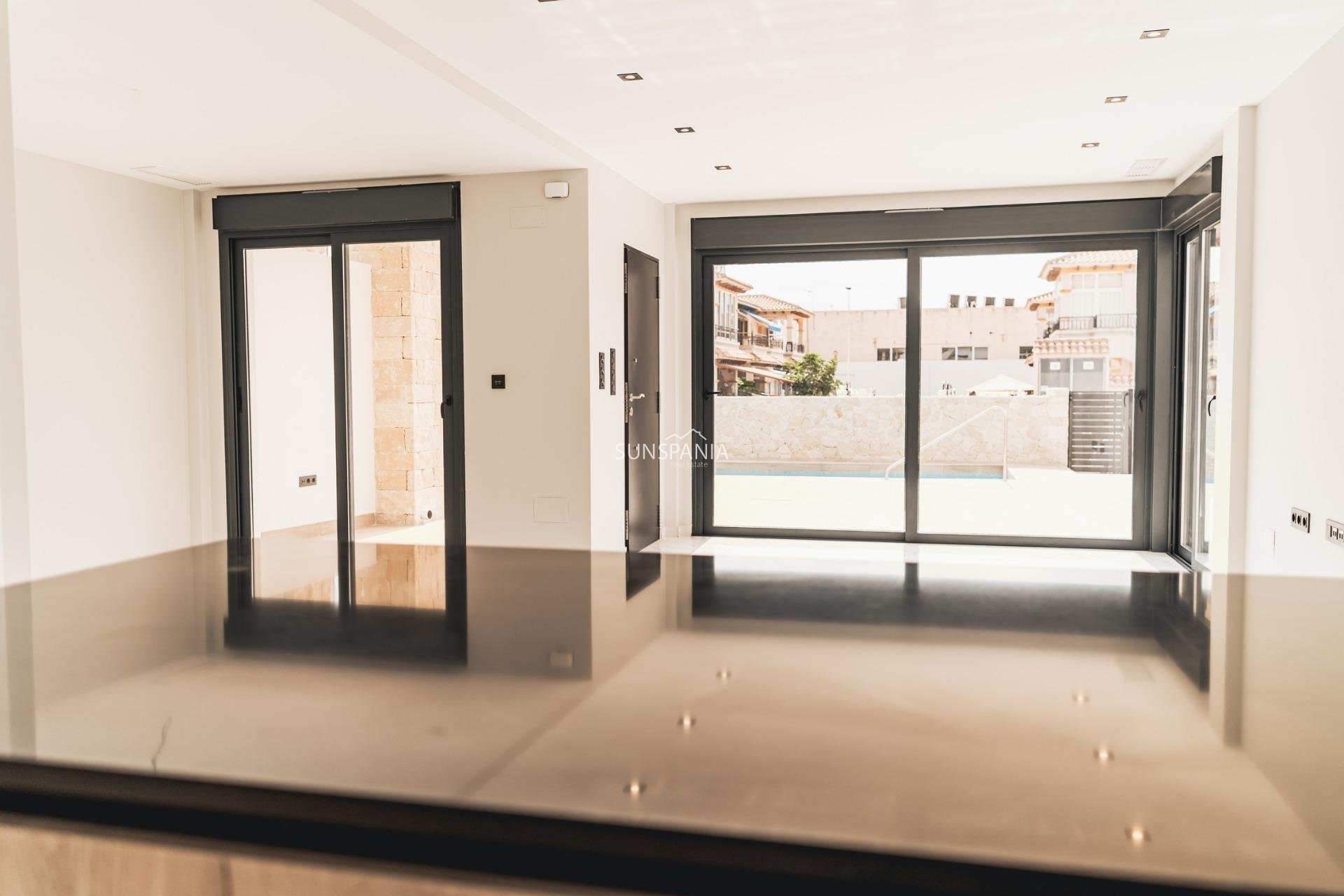 Nouvelle construction - Maison indépendante -
Orihuela Costa - Punta Prima