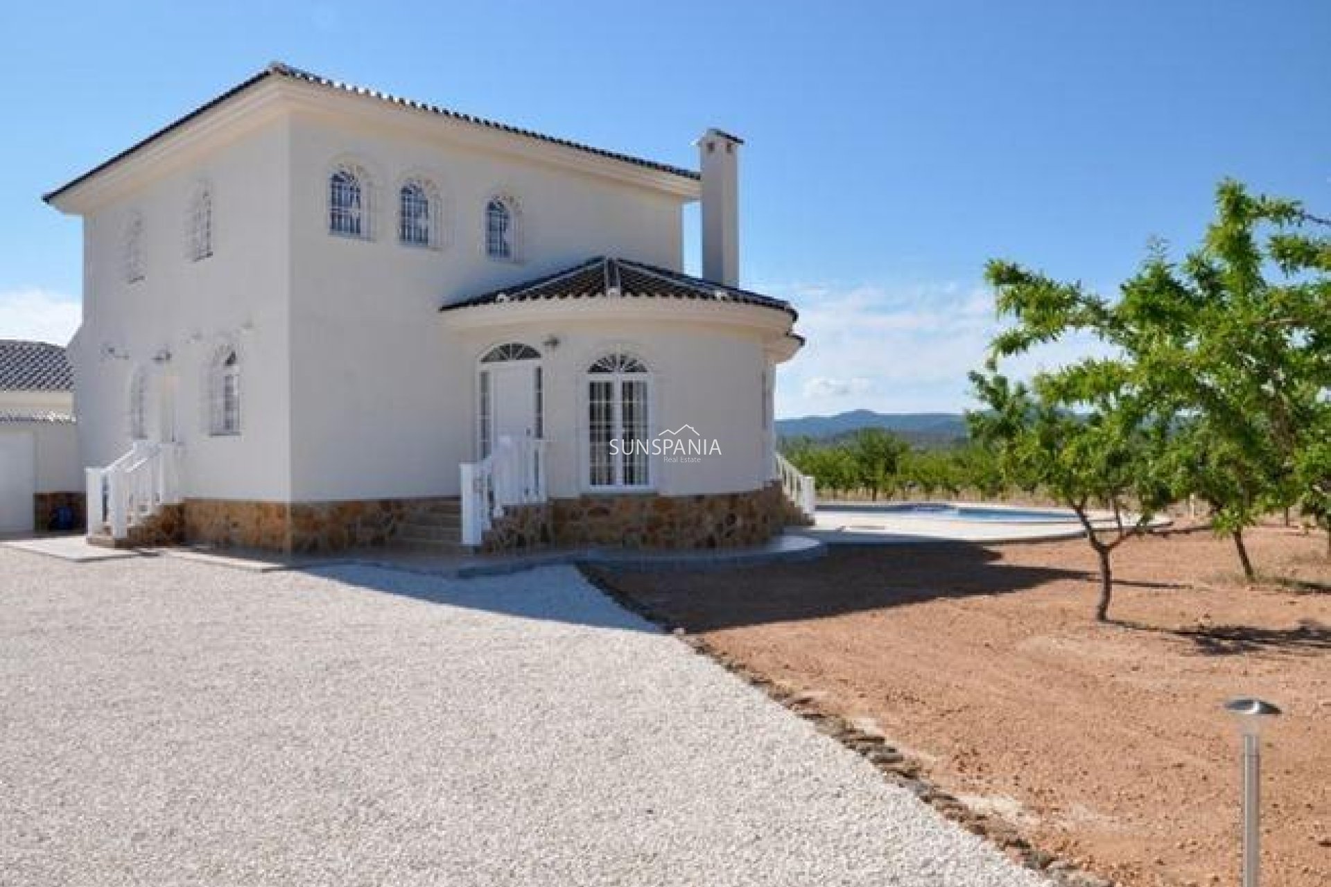 Nouvelle construction - Maison indépendante -
Pinoso - Campo