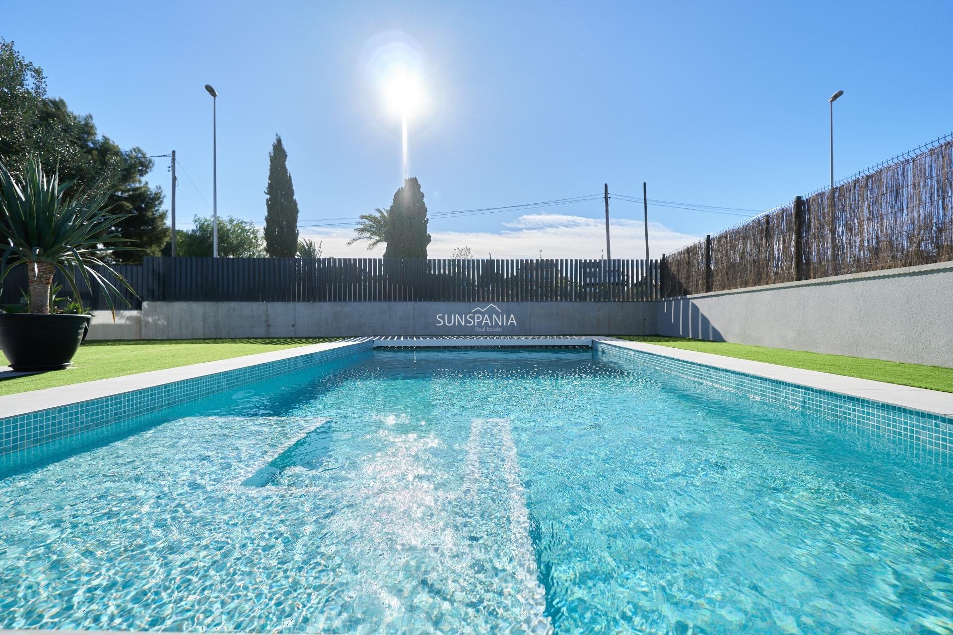 Nouvelle construction - Maison indépendante -
San Juan Alicante - La Font