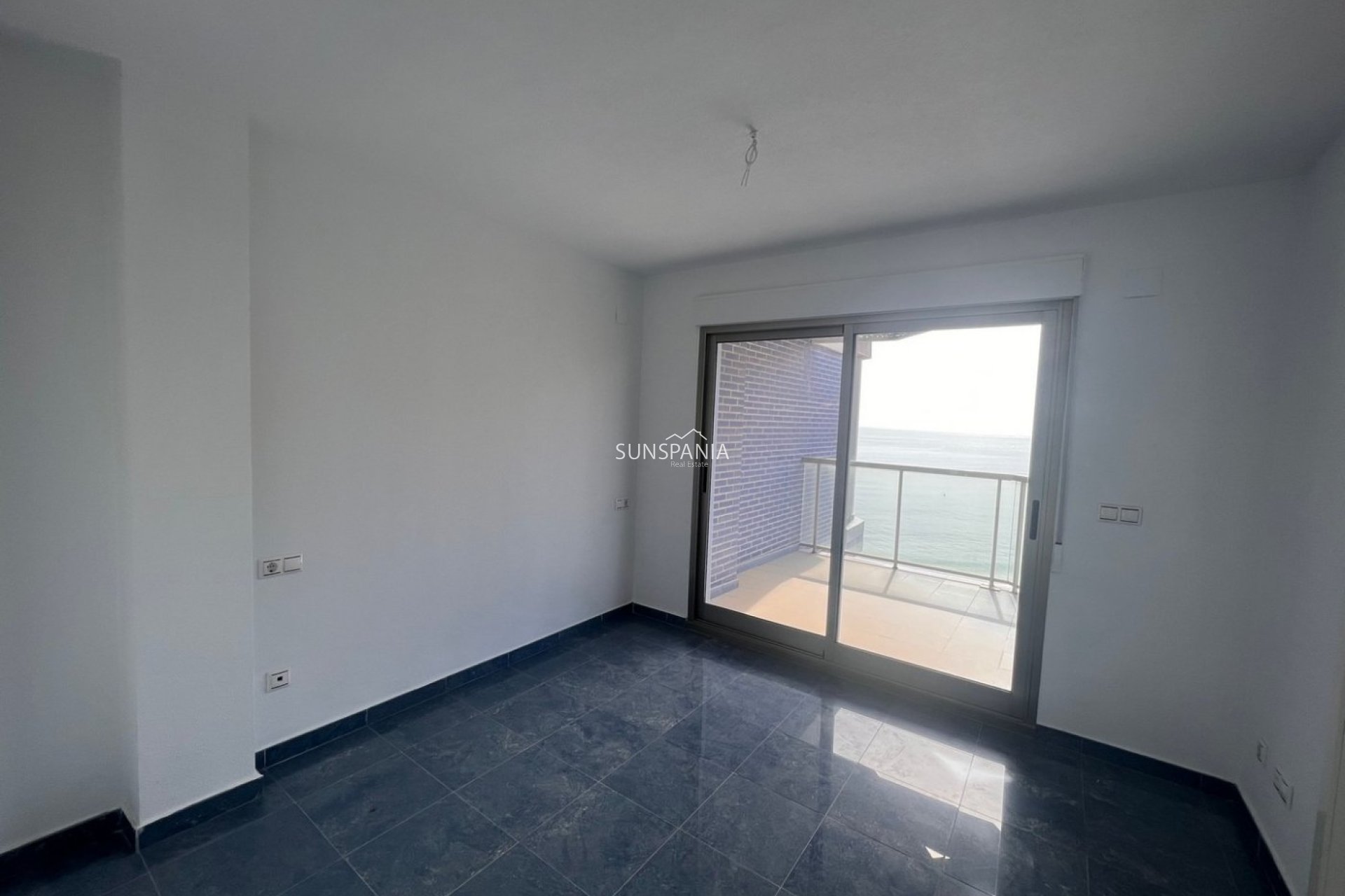 Obra nueva - Apartamento / piso -
Calpe - Playa La Fossa