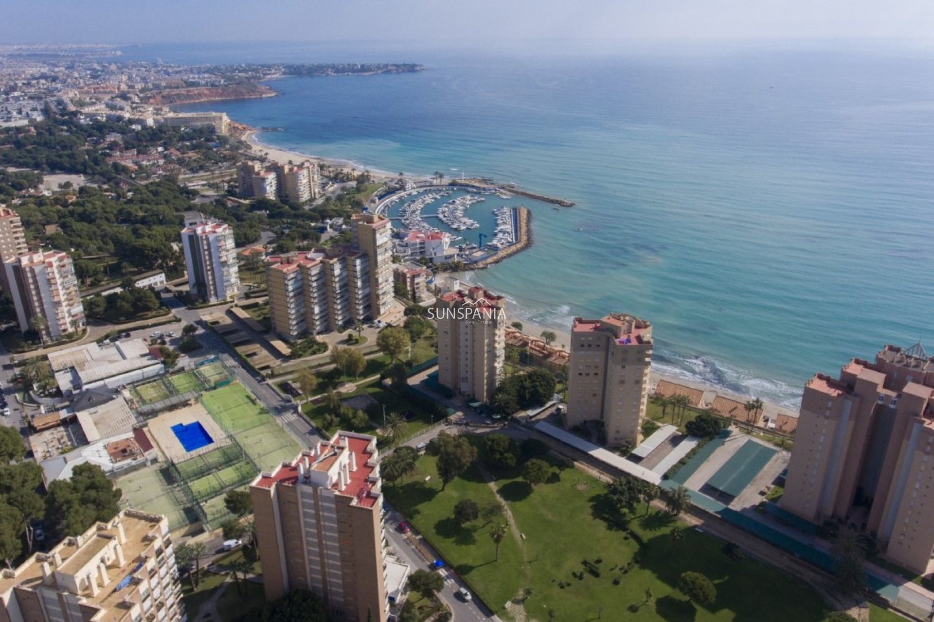 Obra nueva - Apartamento / piso -
Orihuela Costa - Campoamor