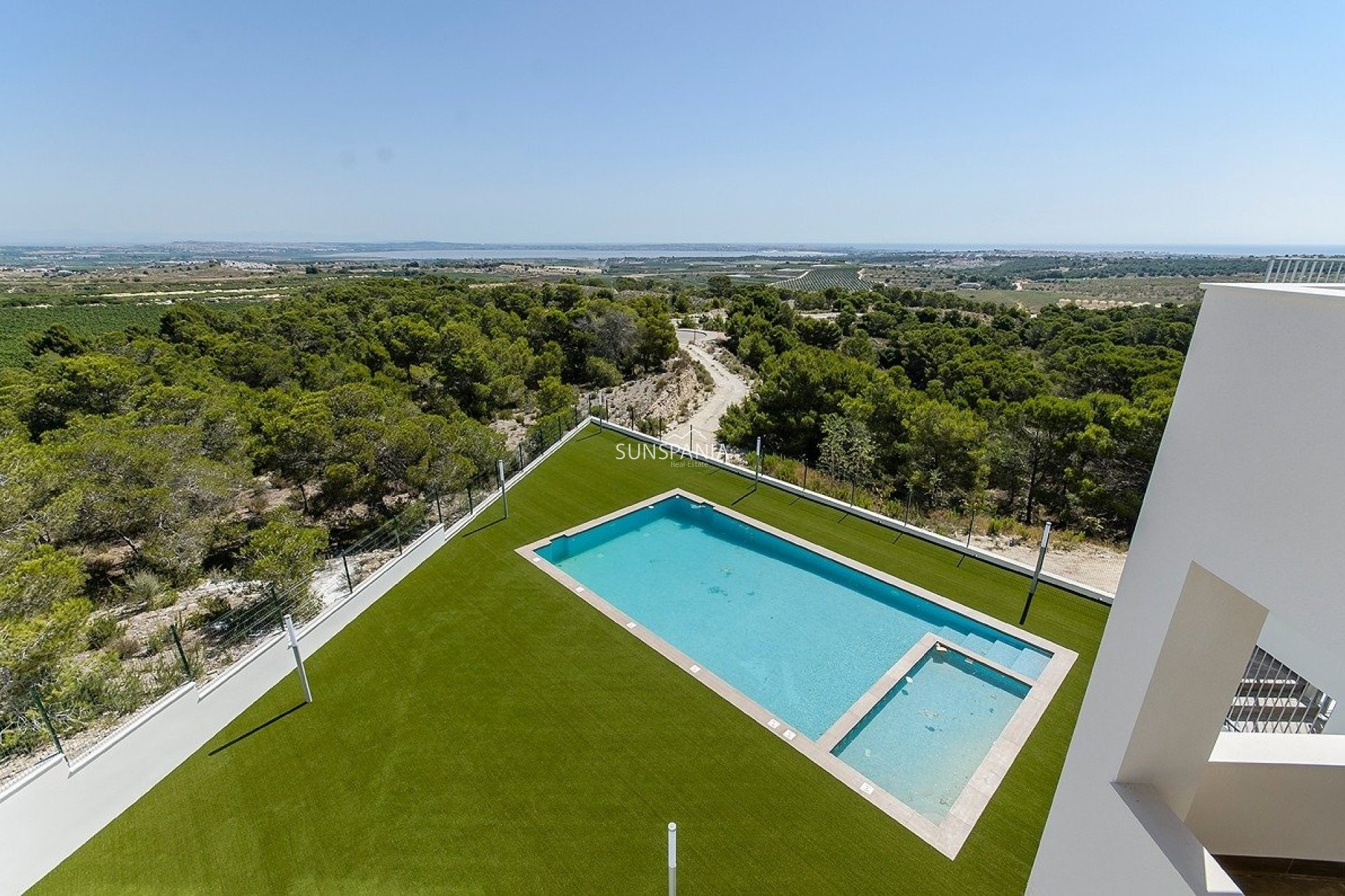 Obra nueva - Apartamento / piso -
San Miguel de Salinas - Urbanizaciones