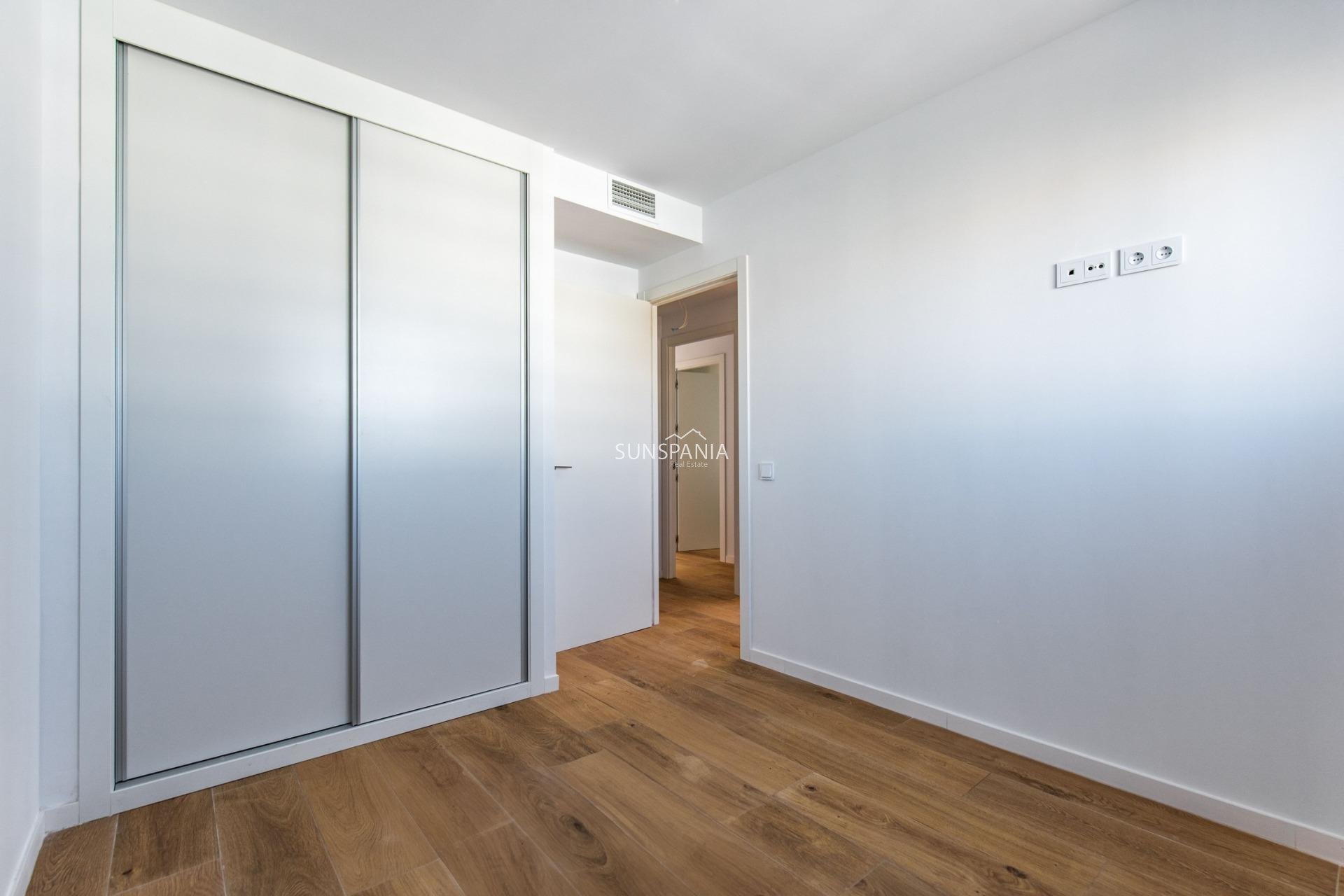 Obra nueva - Ático -
Alicante - Benalua