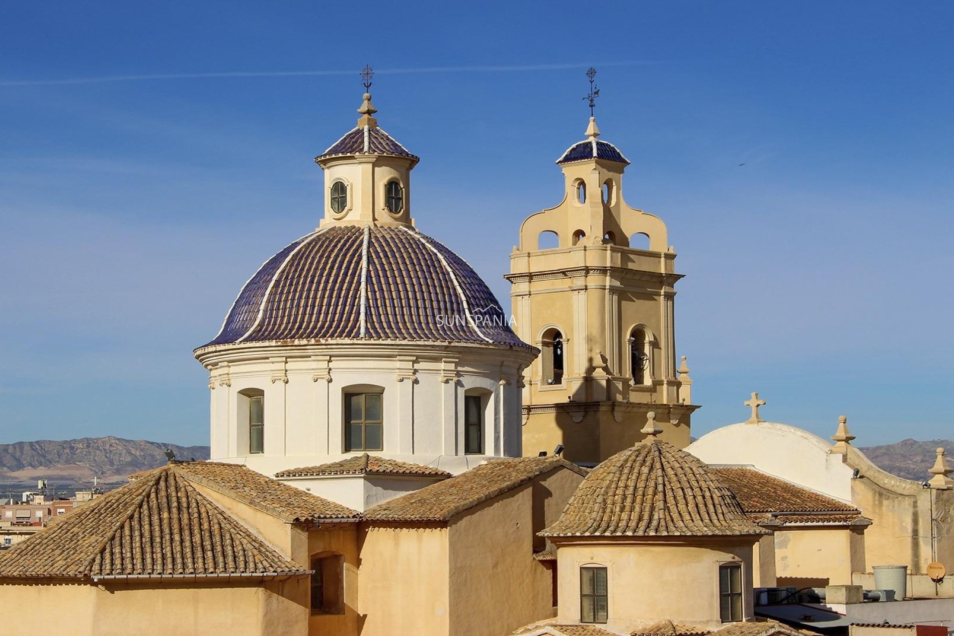 Obra nueva - Casa adosada -
Cox - Sin Zona