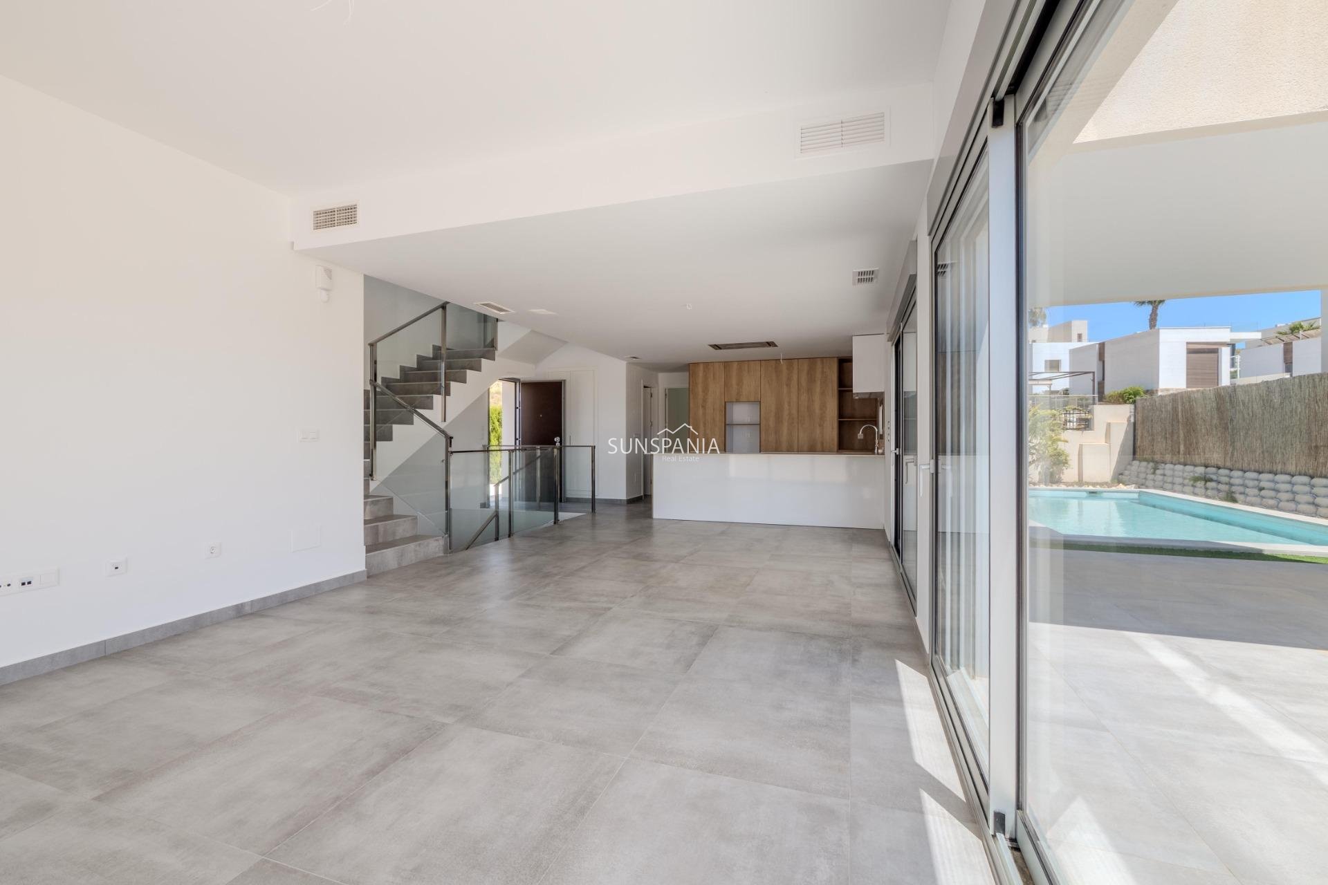 Obra nueva - Chalet -
Algorfa - La Finca Golf