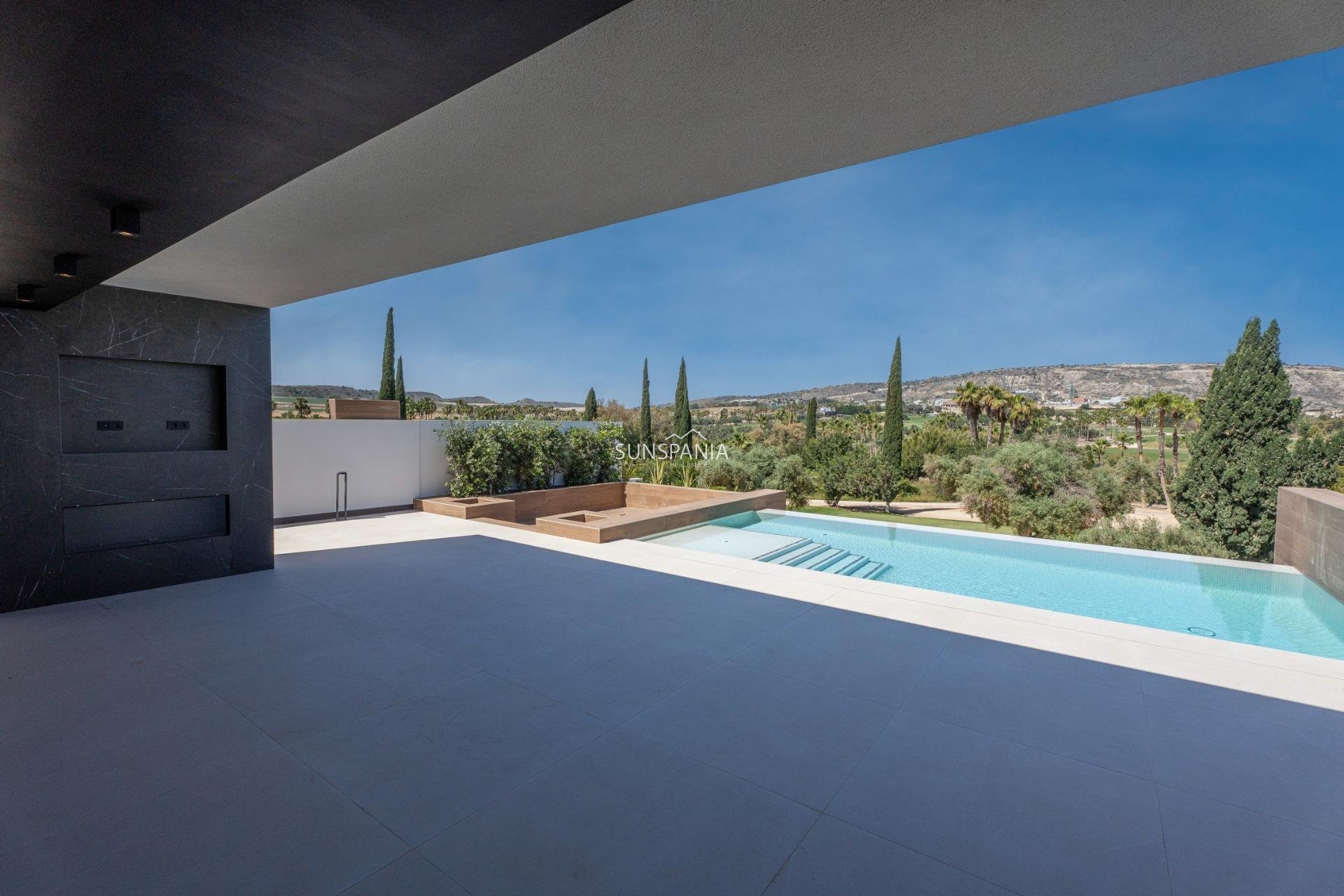 Obra nueva - Chalet -
Algorfa - La Finca Golf