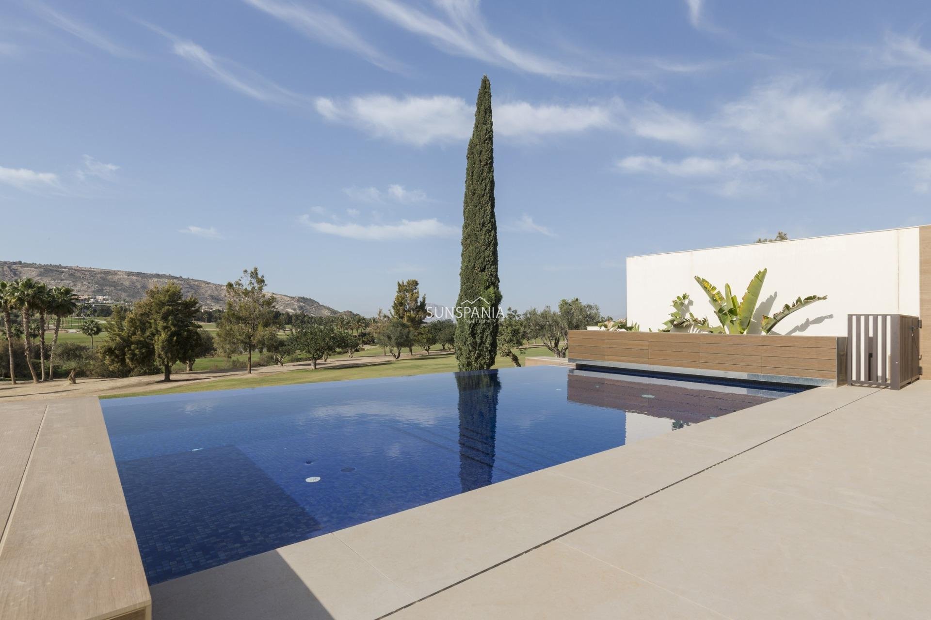 Obra nueva - Chalet -
Algorfa - La Finca Golf