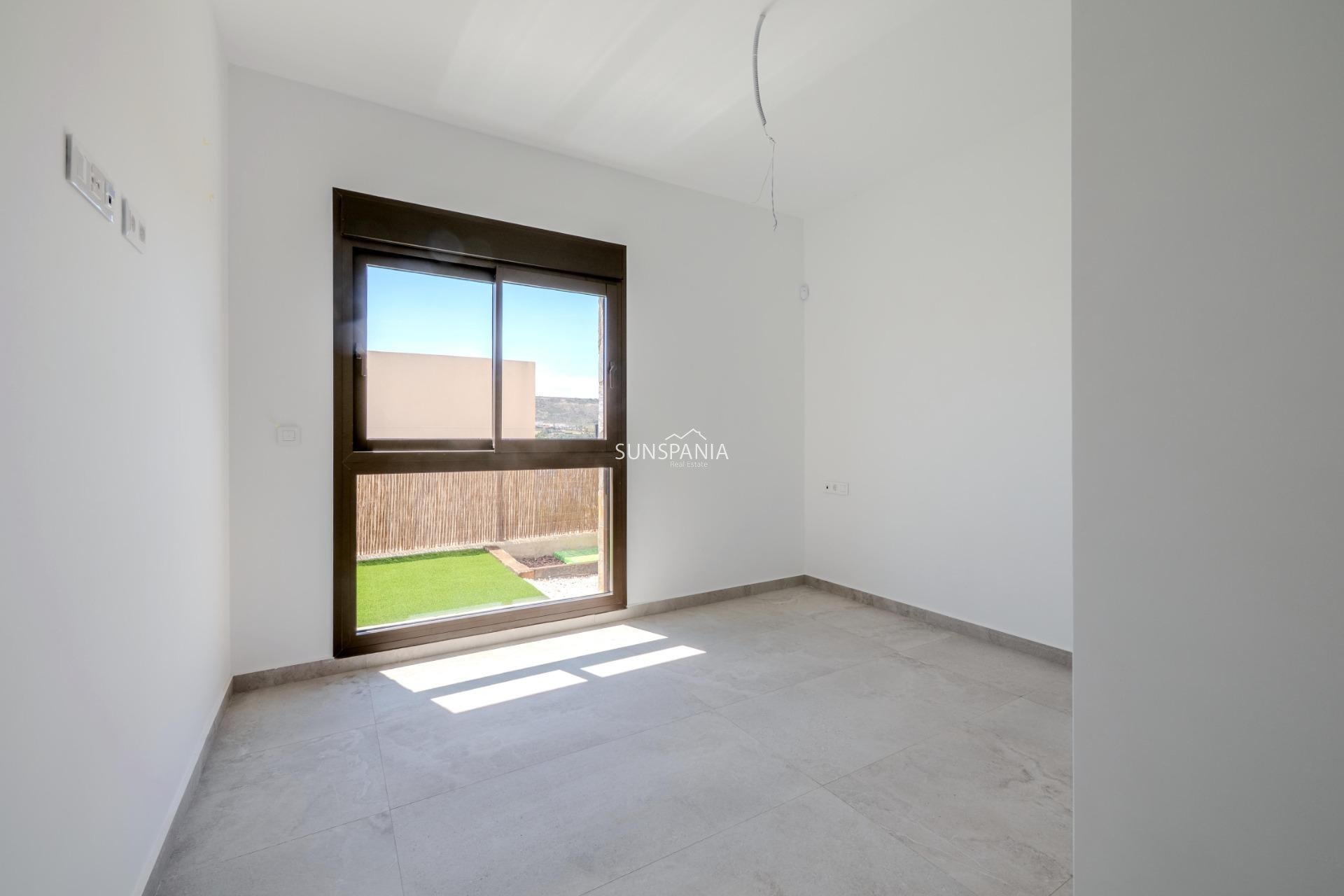 Obra nueva - Chalet -
Algorfa - La Finca Golf