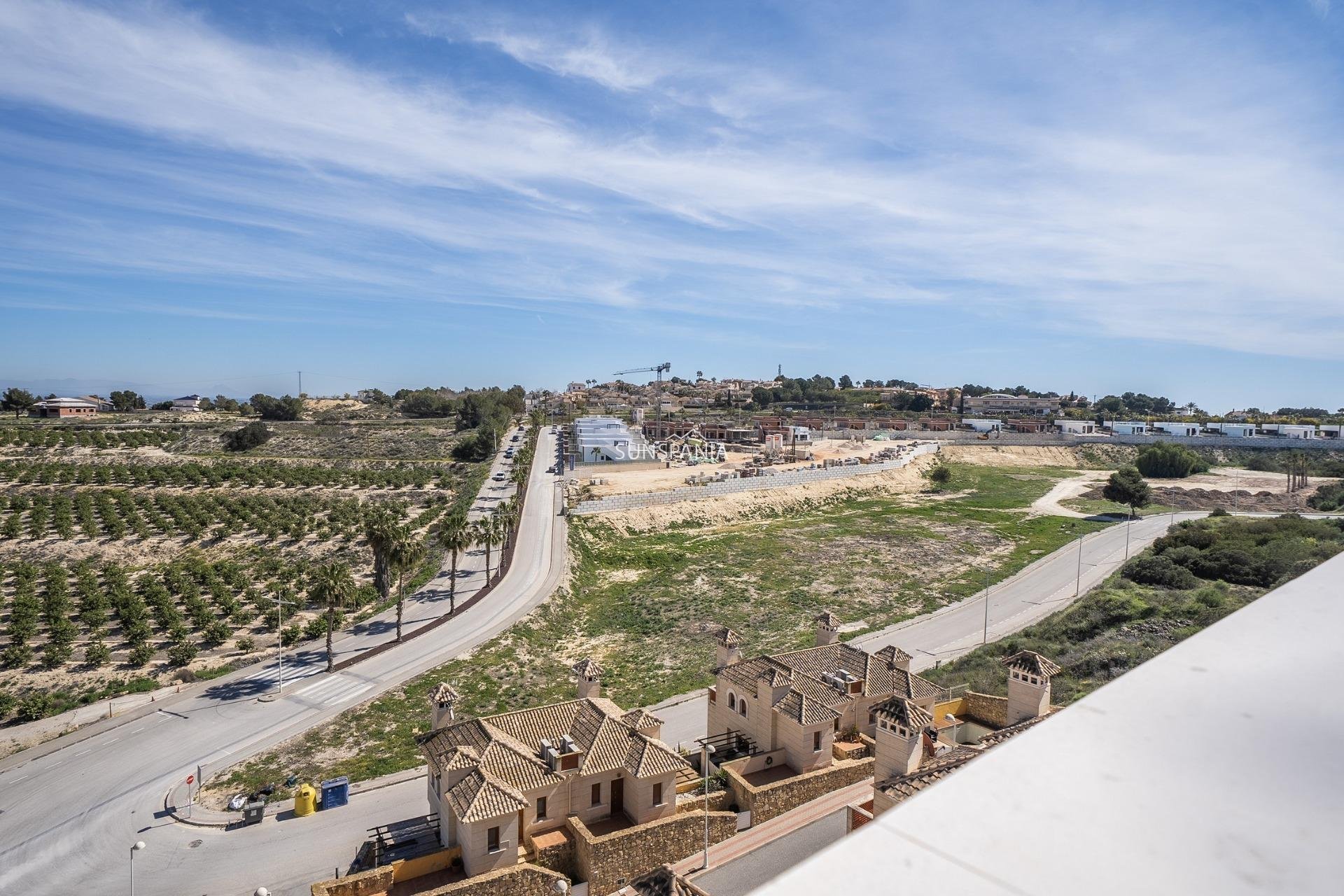 Obra nueva - Chalet -
Algorfa - La Finca Golf