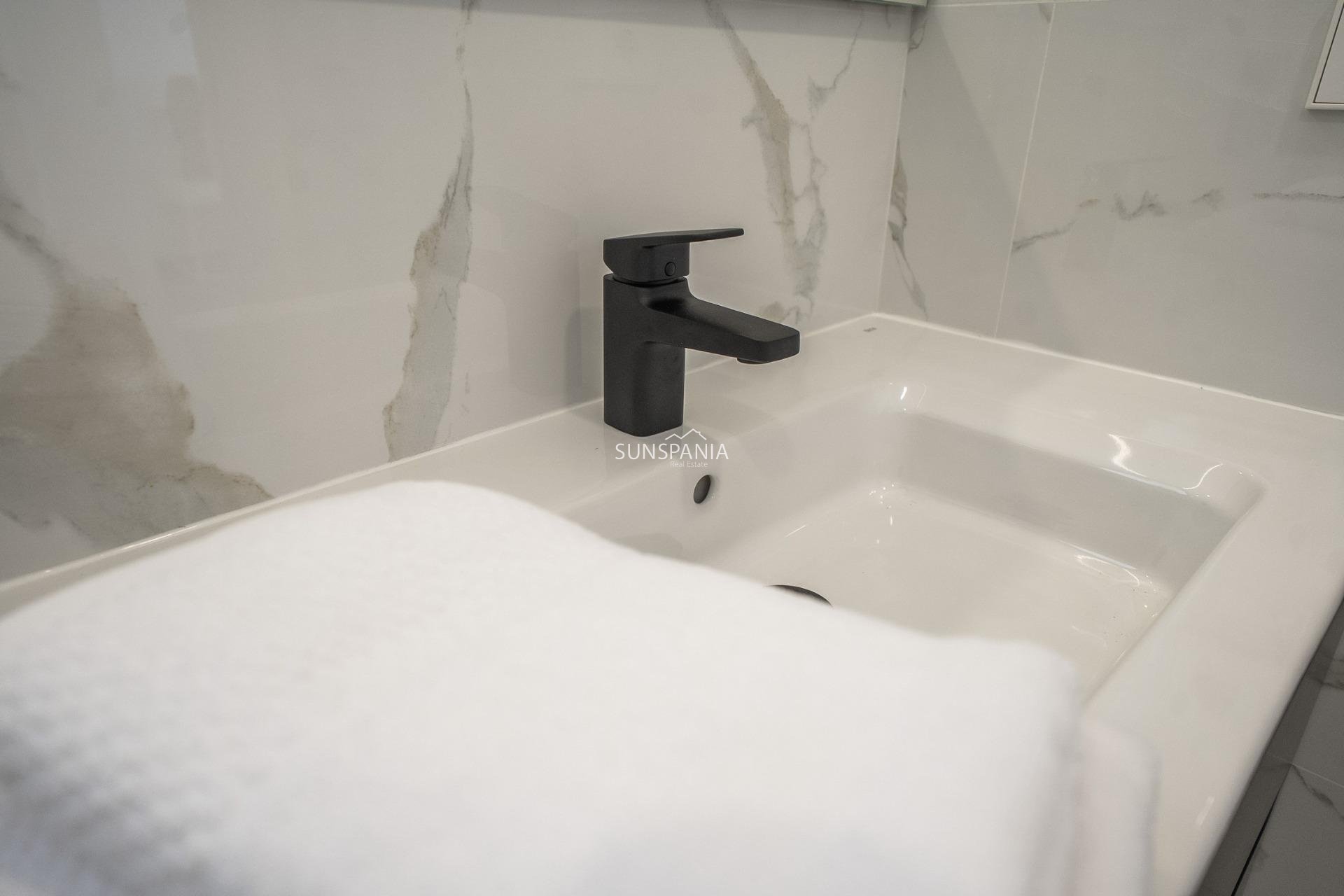 Obra nueva - Chalet -
Algorfa - La Finca Golf