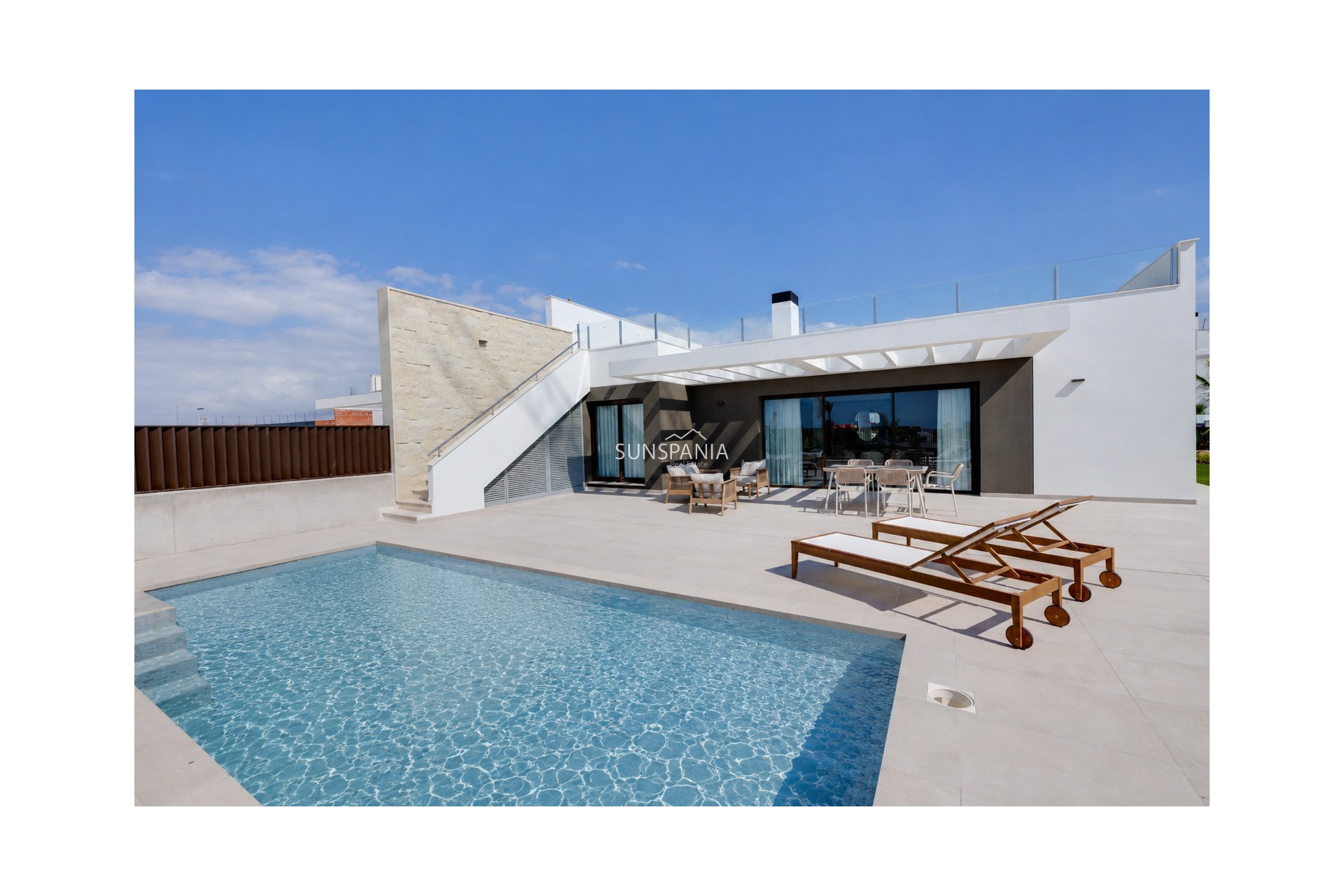 Obra nueva - Chalet -
Alicante