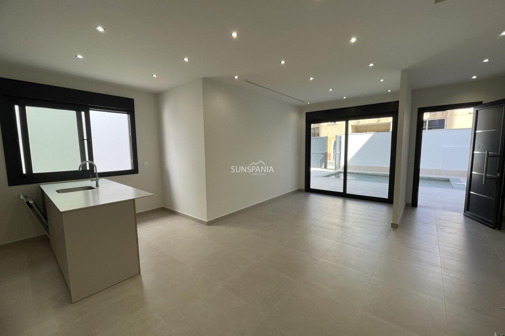 Obra nueva - Chalet -
Almoradí - Heredades