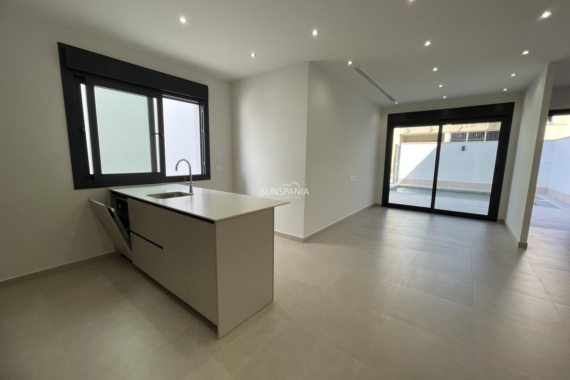 Obra nueva - Chalet -
Almoradí - Heredades