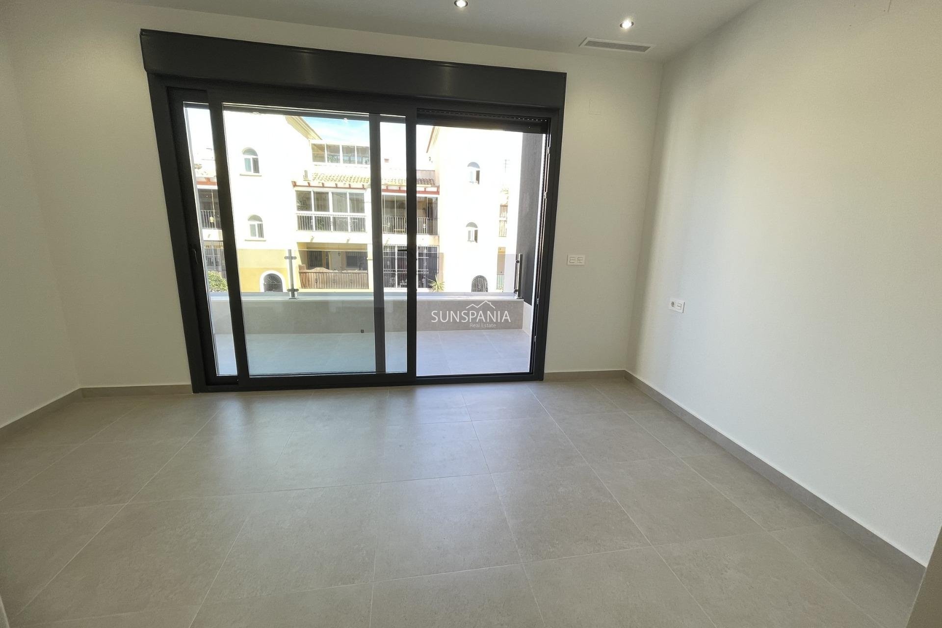 Obra nueva - Chalet -
Almoradí - Heredades