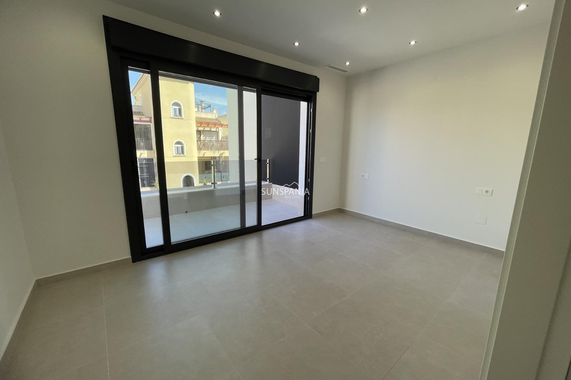 Obra nueva - Chalet -
Almoradí - Heredades