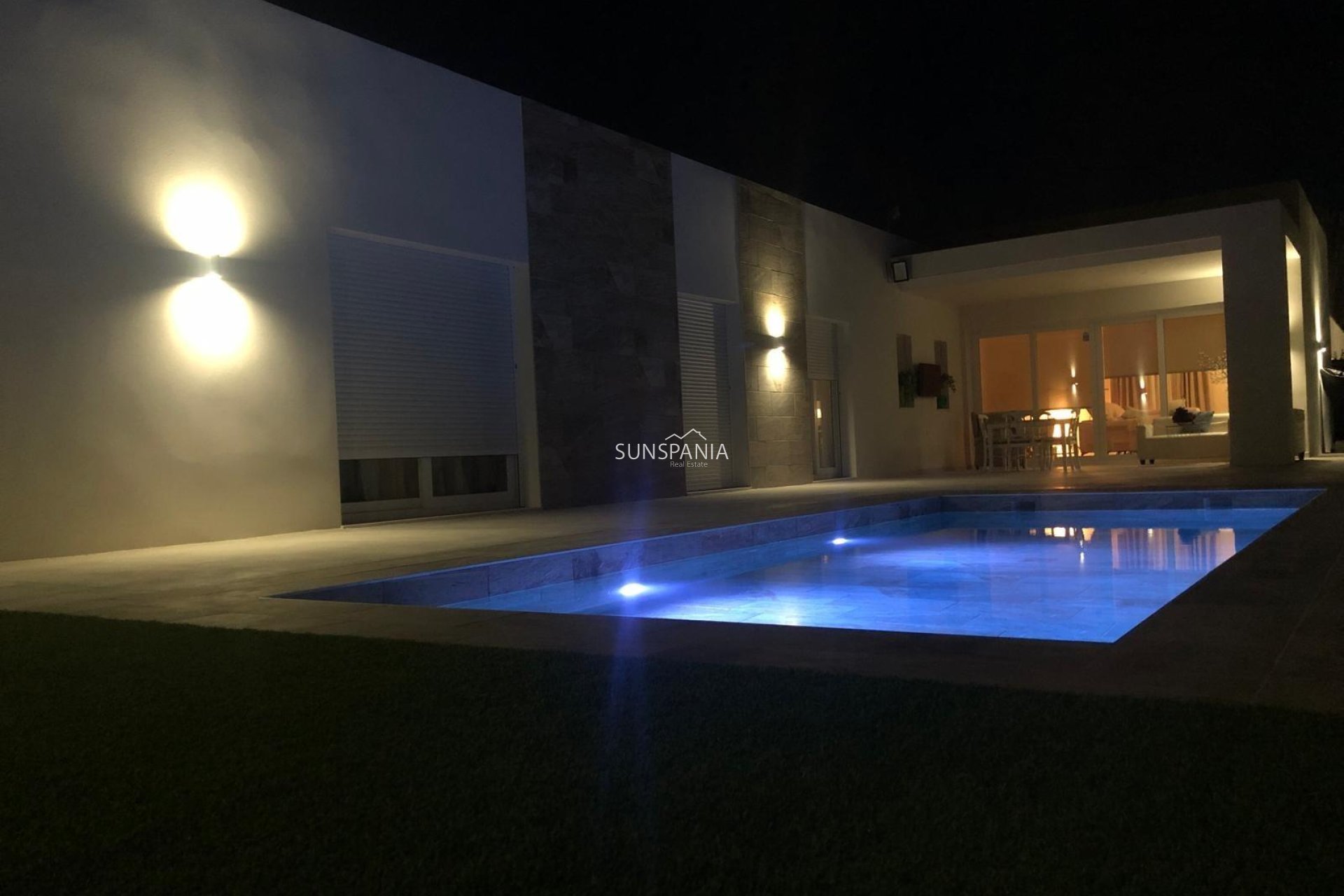 Obra nueva - Chalet -
Aspe - urbanizaciones