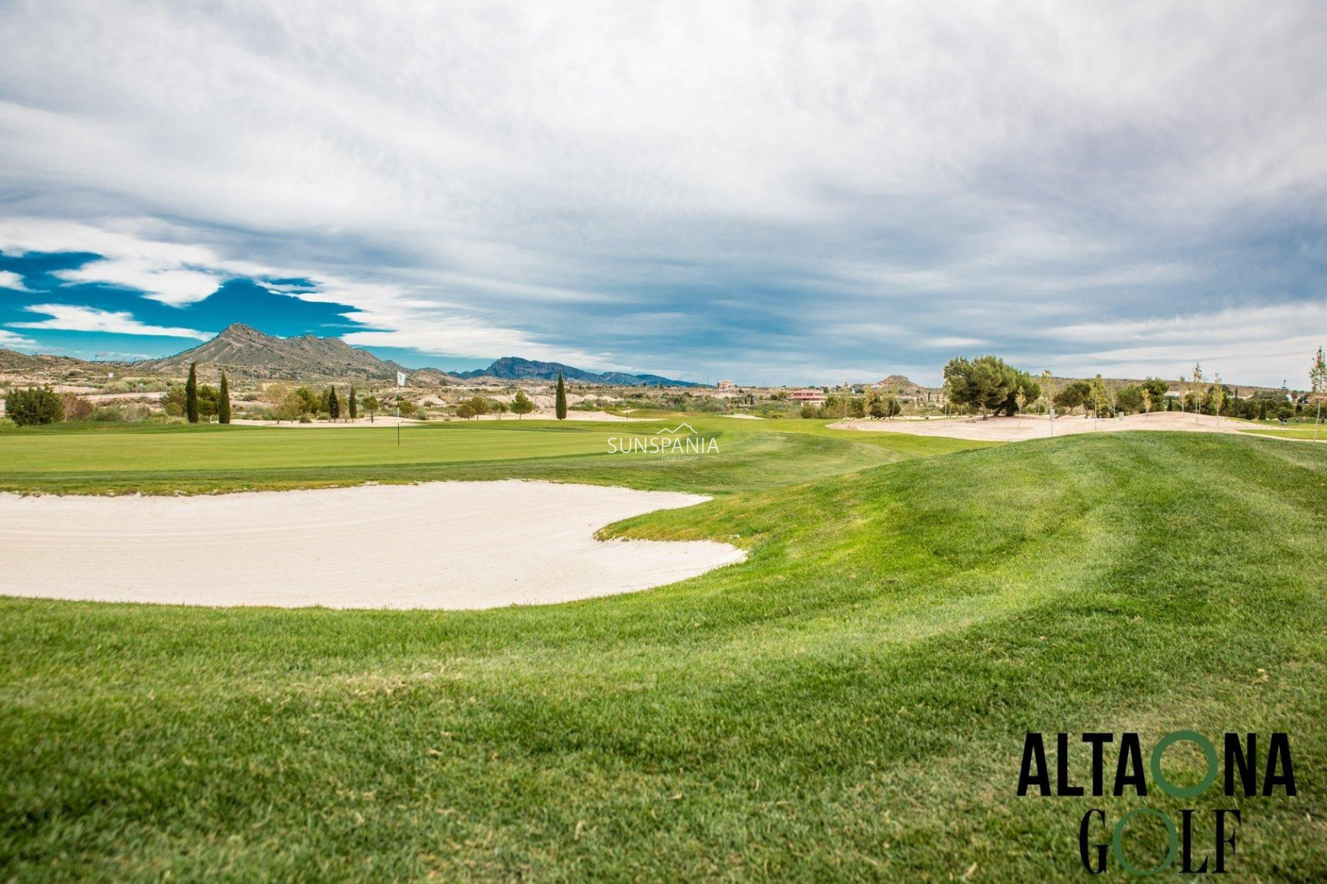 Obra nueva - Chalet -
Banos y Mendigo - Altaona Golf