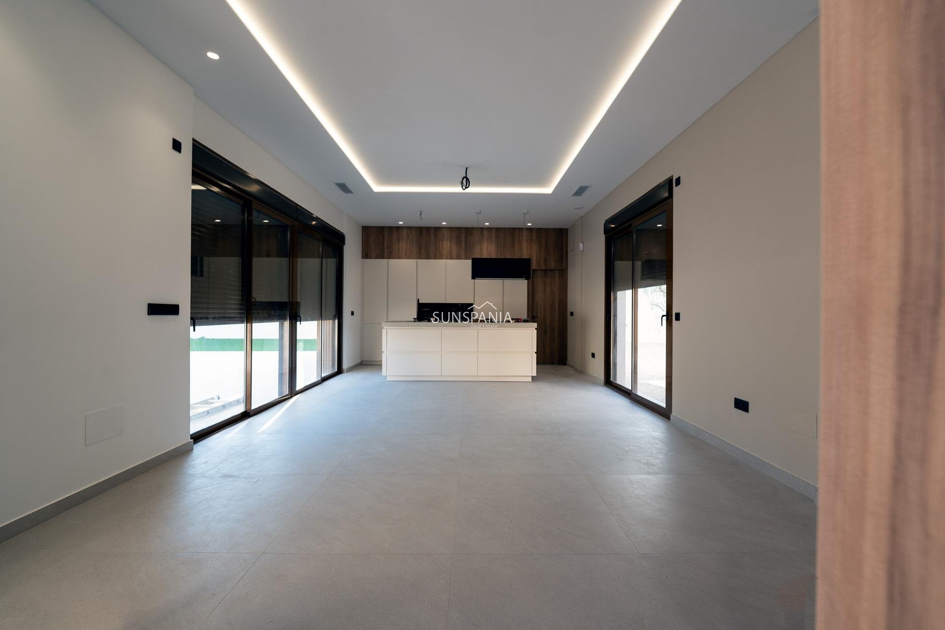 Obra nueva - Chalet -
Benejúzar - alta