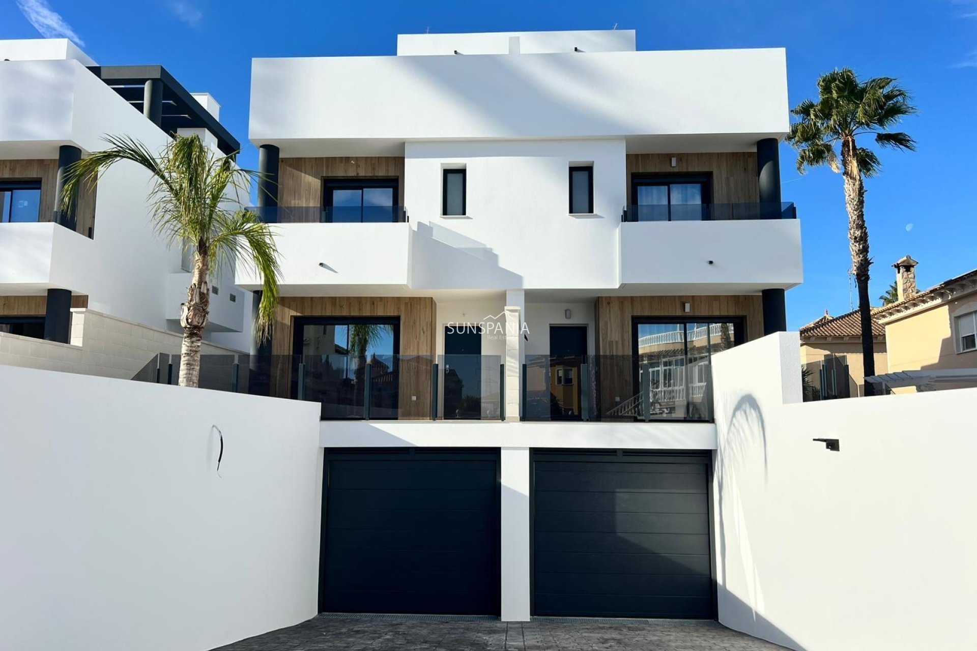 Obra nueva - Chalet -
Benferri - Benfis Park