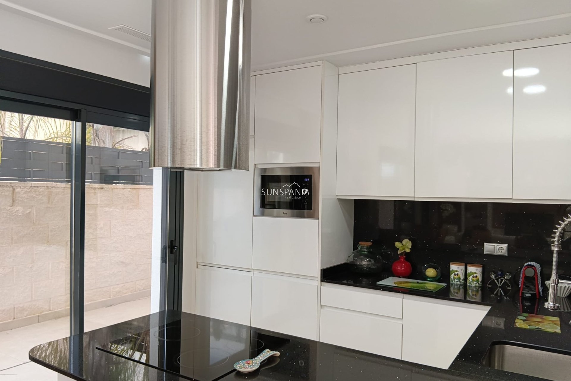 Obra nueva - Chalet -
Benijofar