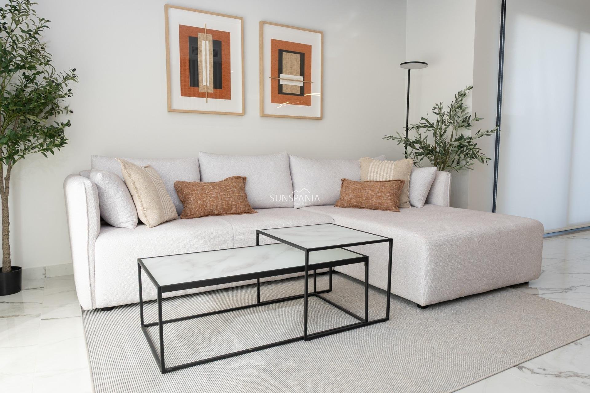 Obra nueva - Chalet -
Ciudad Quesada - Lo Marabú