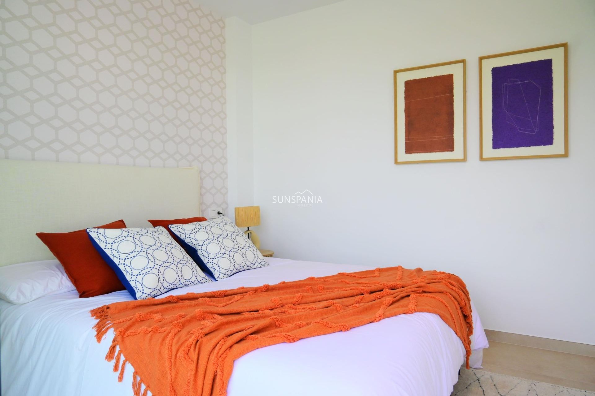 Obra nueva - Chalet -
Dolores - polideportivo