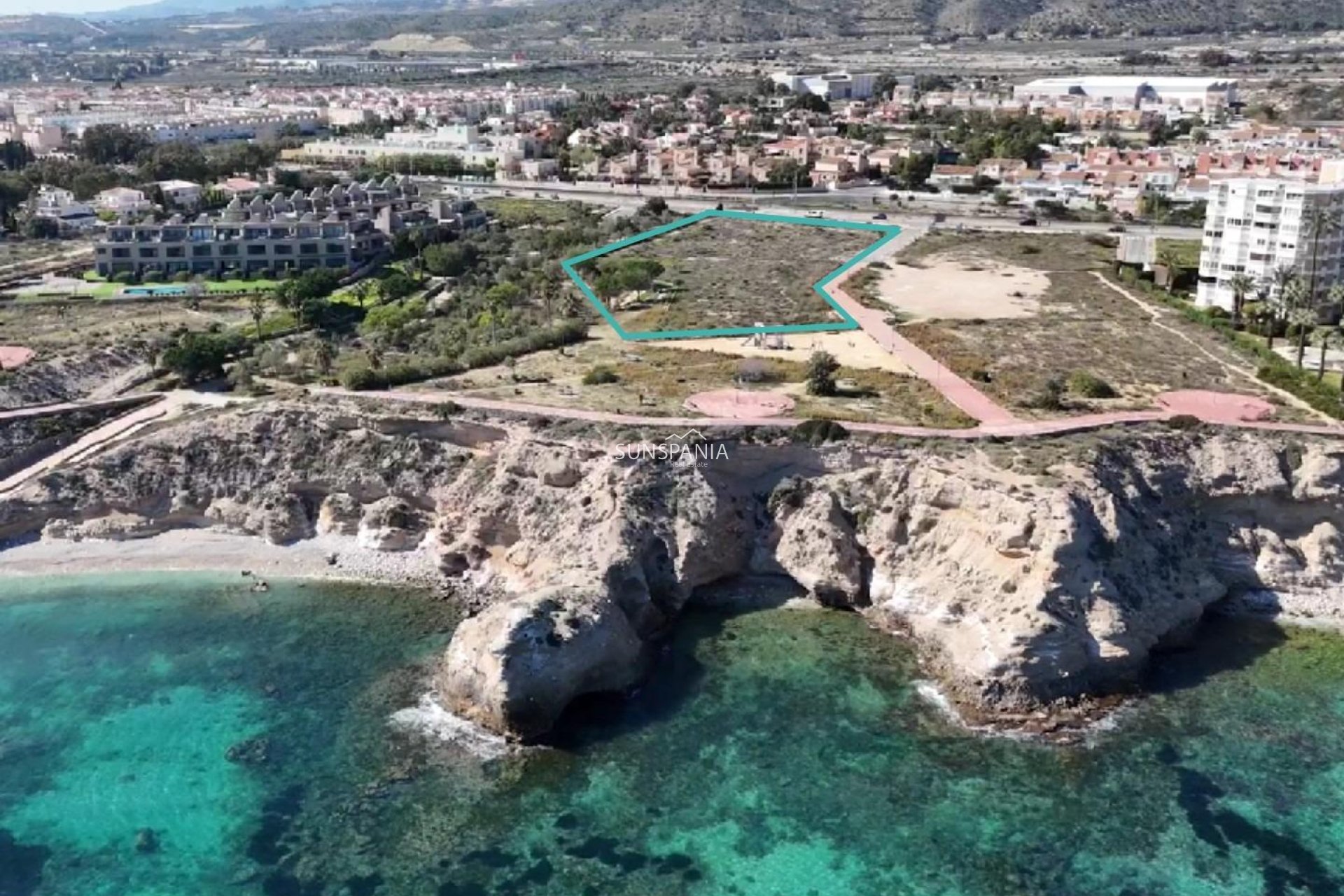 Obra nueva - Chalet -
El Campello - Platja de L´Amerador