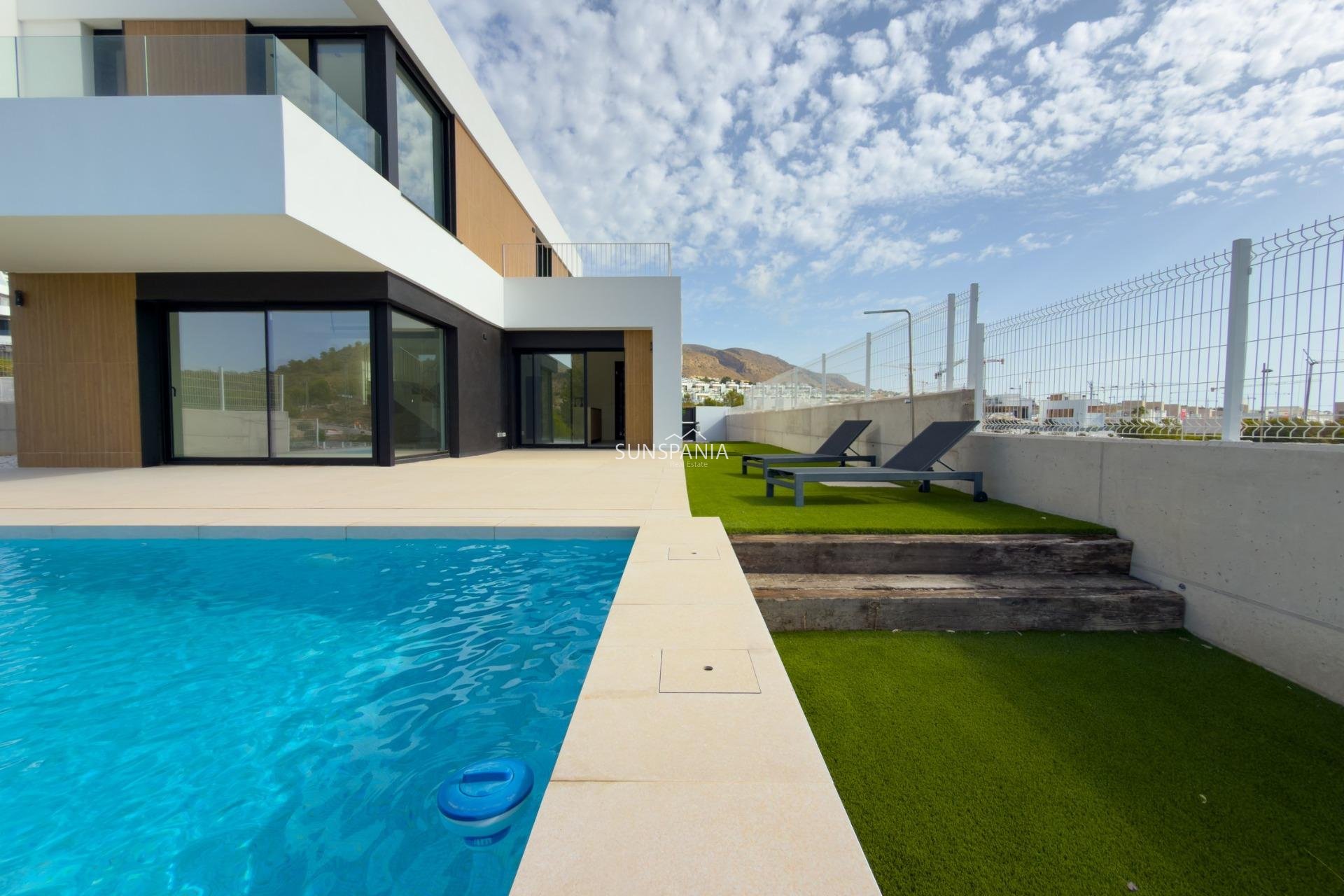 Obra nueva - Chalet -
Finestrat - Campana Garden
