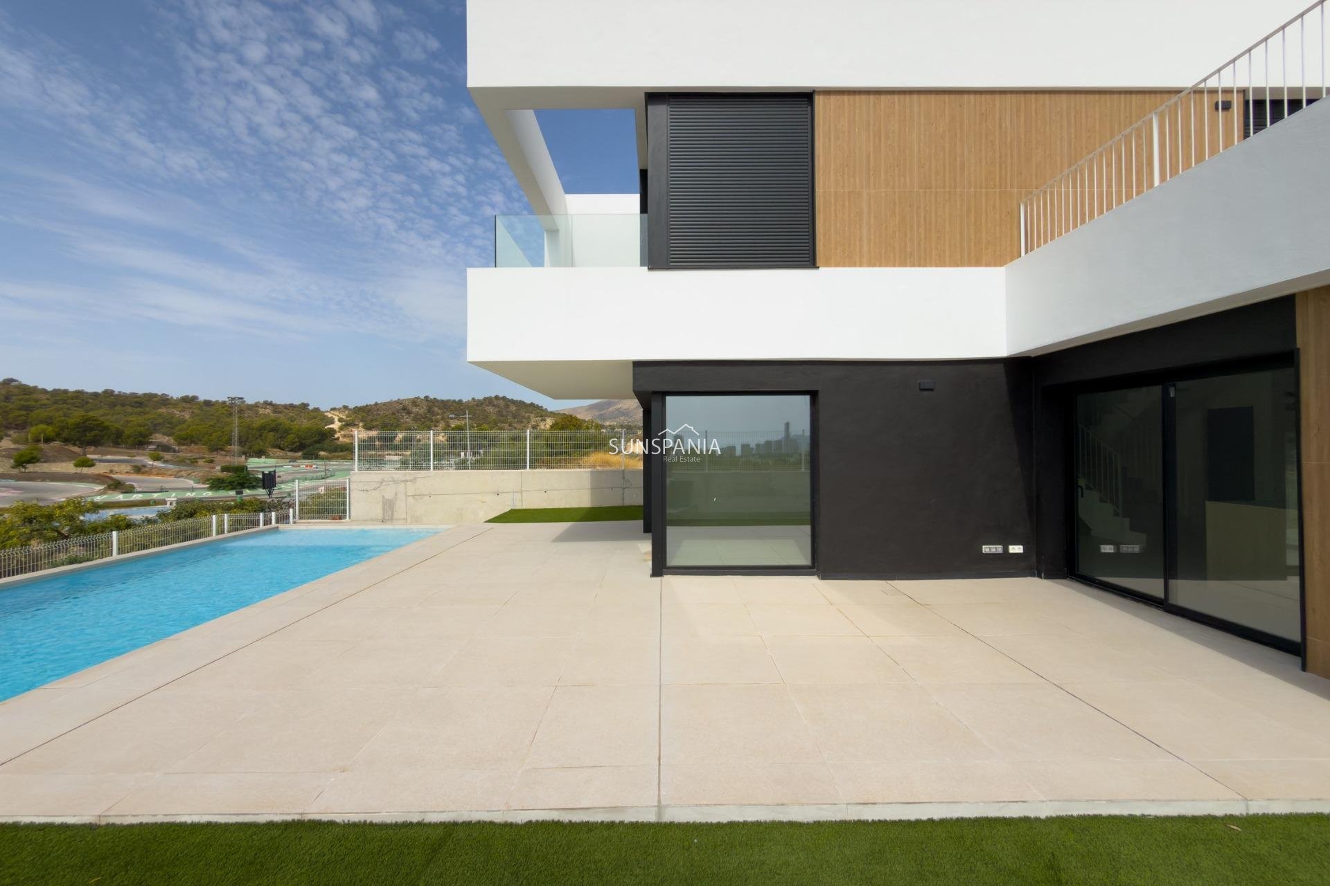 Obra nueva - Chalet -
Finestrat - Campana Garden