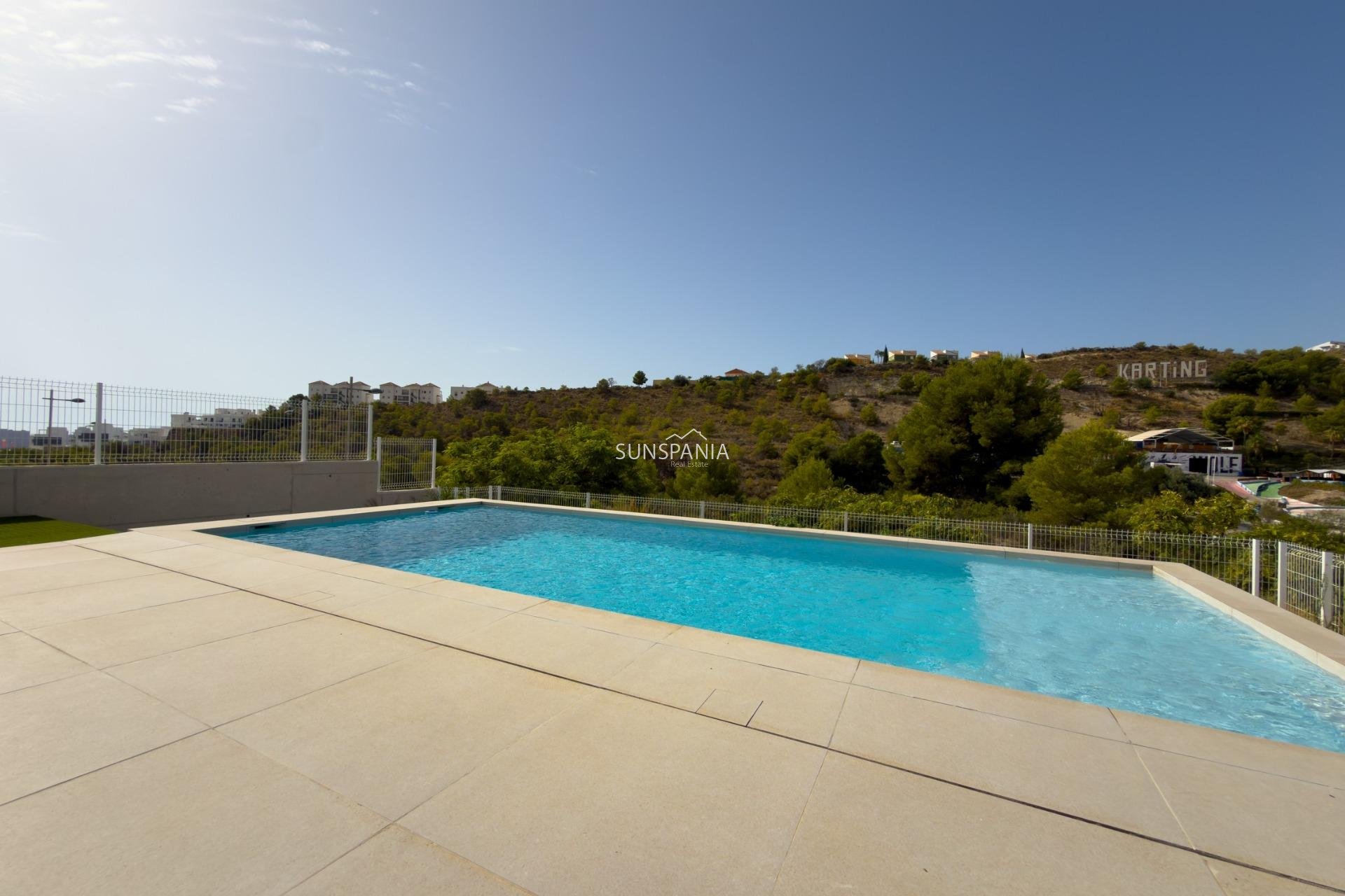 Obra nueva - Chalet -
Finestrat - Campana Garden