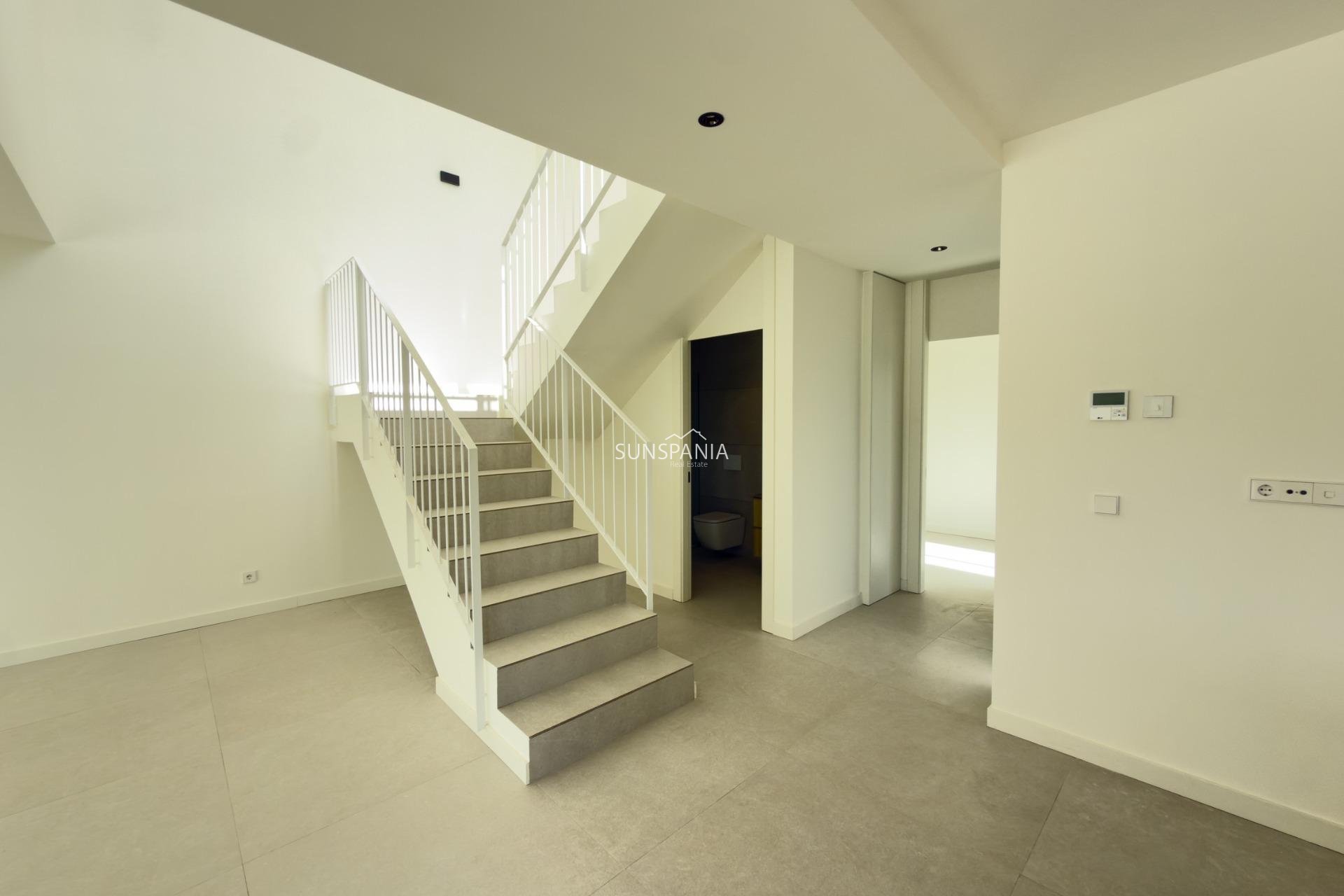 Obra nueva - Chalet -
Finestrat - Campana Garden