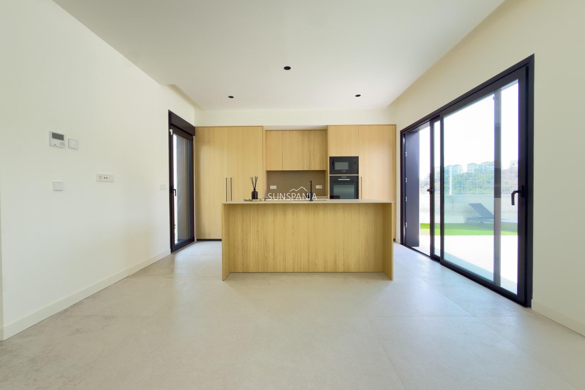 Obra nueva - Chalet -
Finestrat - Campana Garden