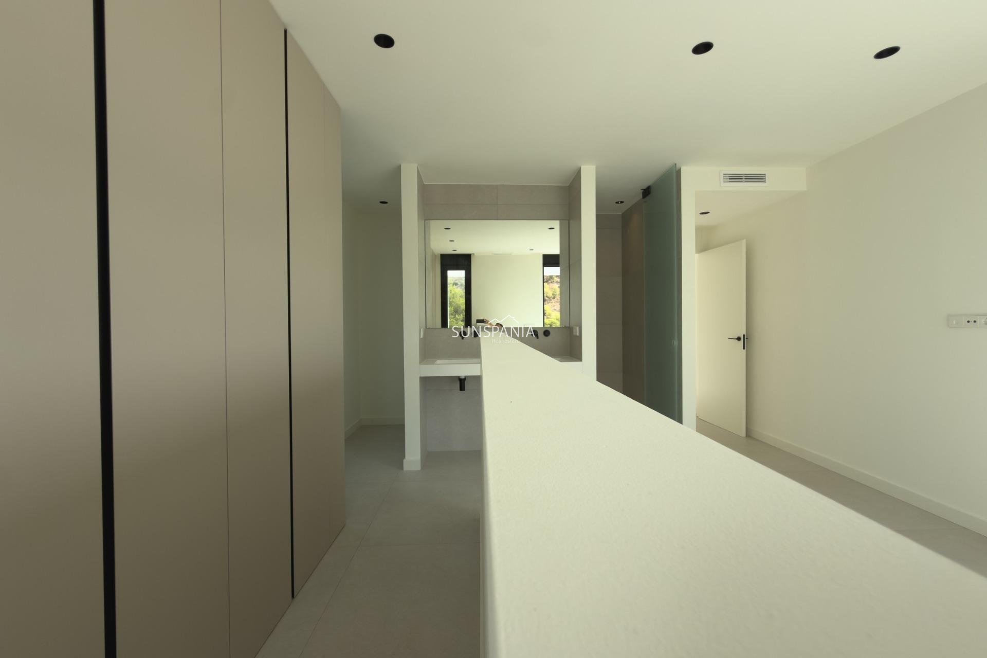Obra nueva - Chalet -
Finestrat - Campana Garden