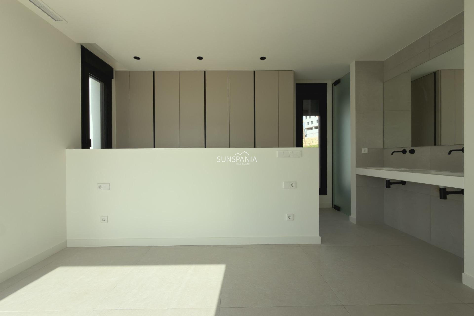 Obra nueva - Chalet -
Finestrat - Campana Garden