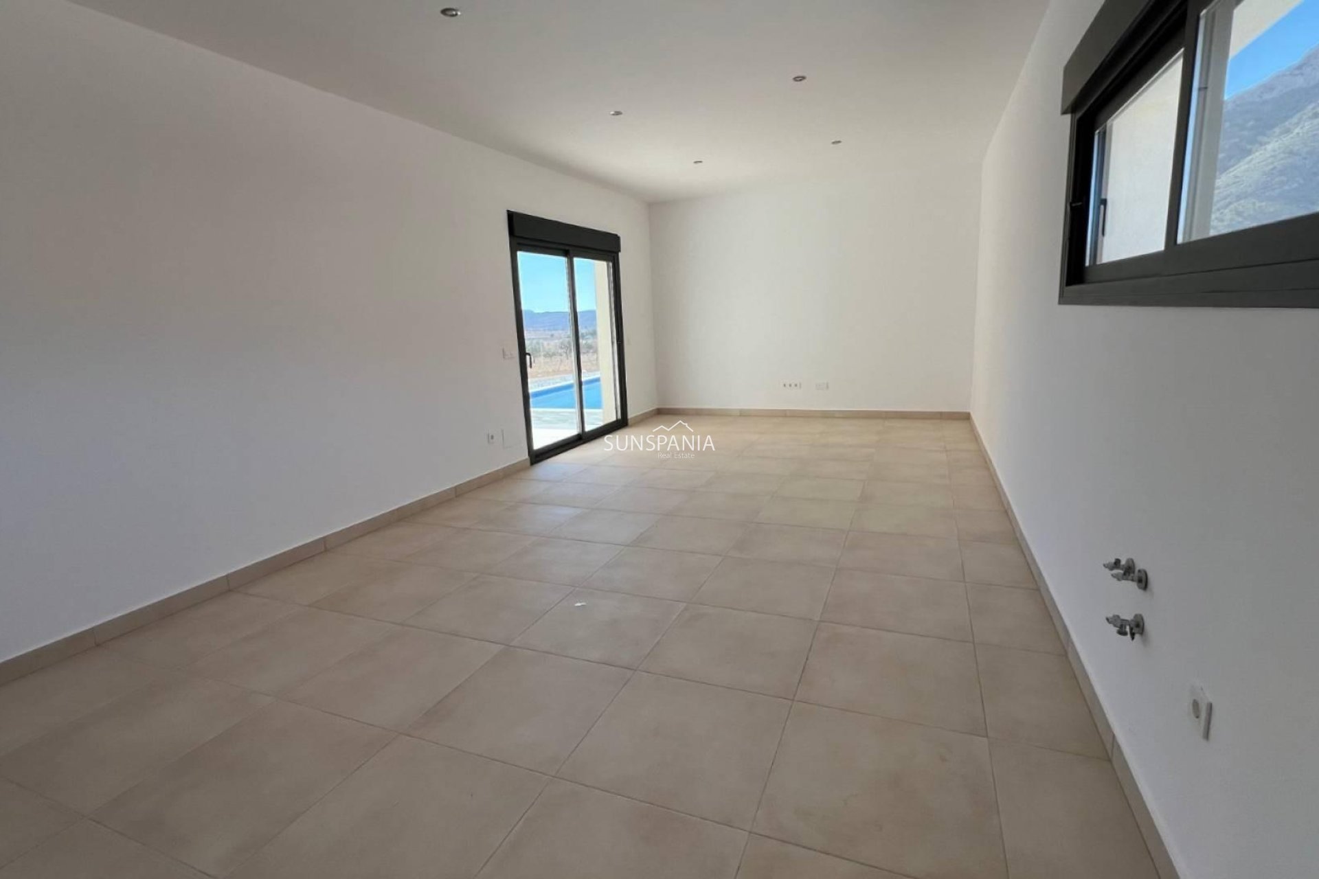 Obra nueva - Chalet -
Jumilla - Torre del Rico